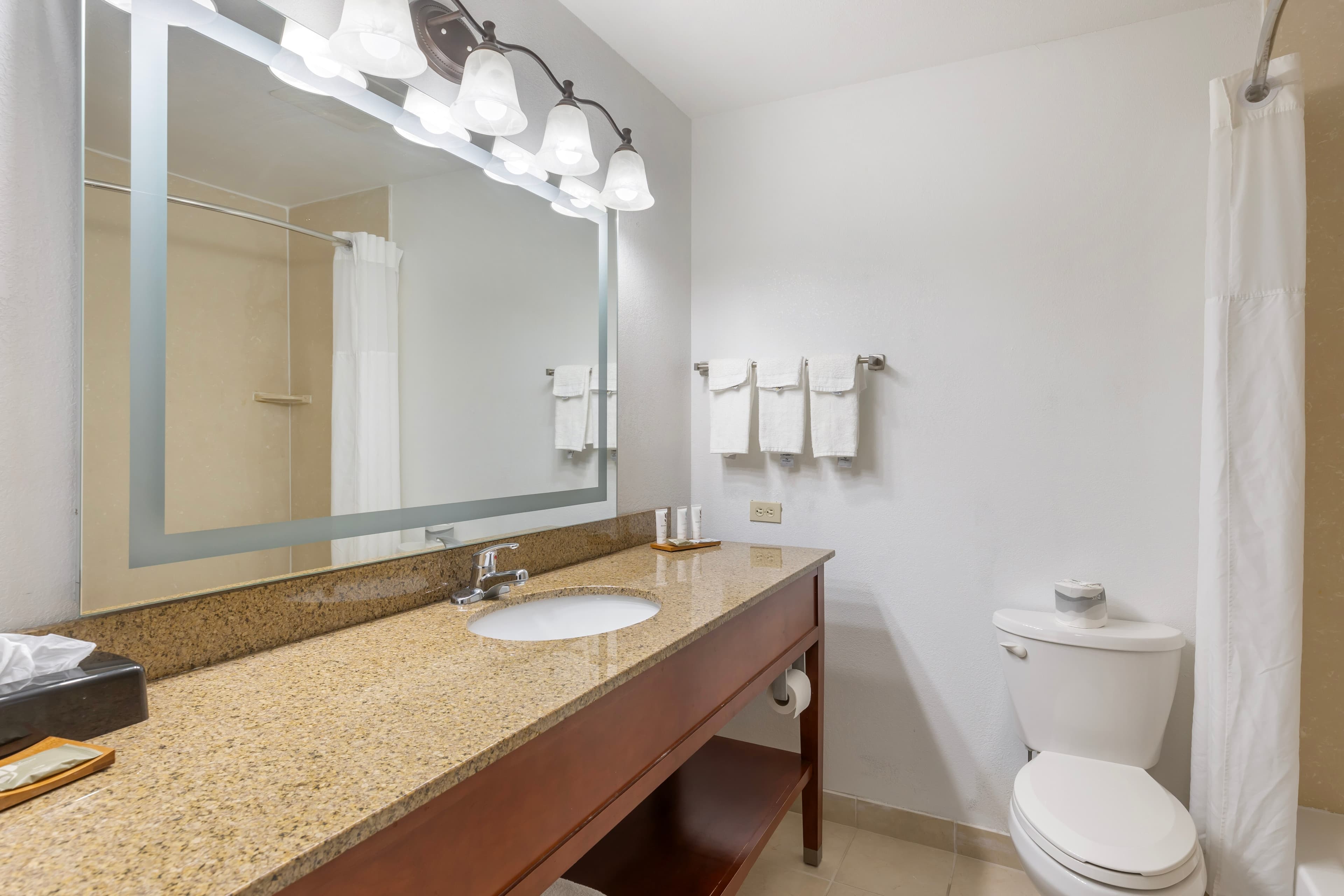 Country Inn & Suites by Radisson, St. Peters, MO — 24