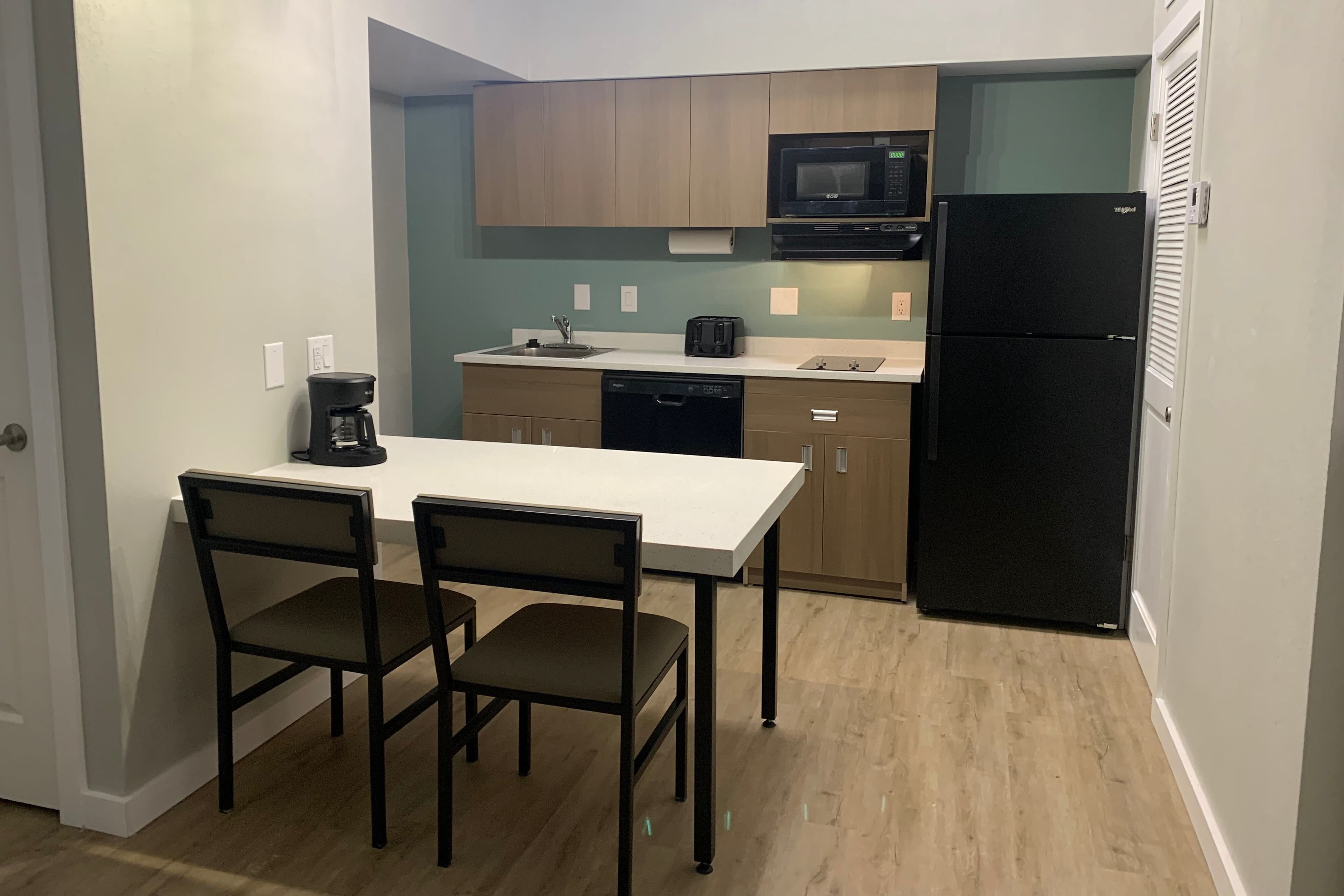 MainStay Suites Springfield South - Battlefield Rd — 9
