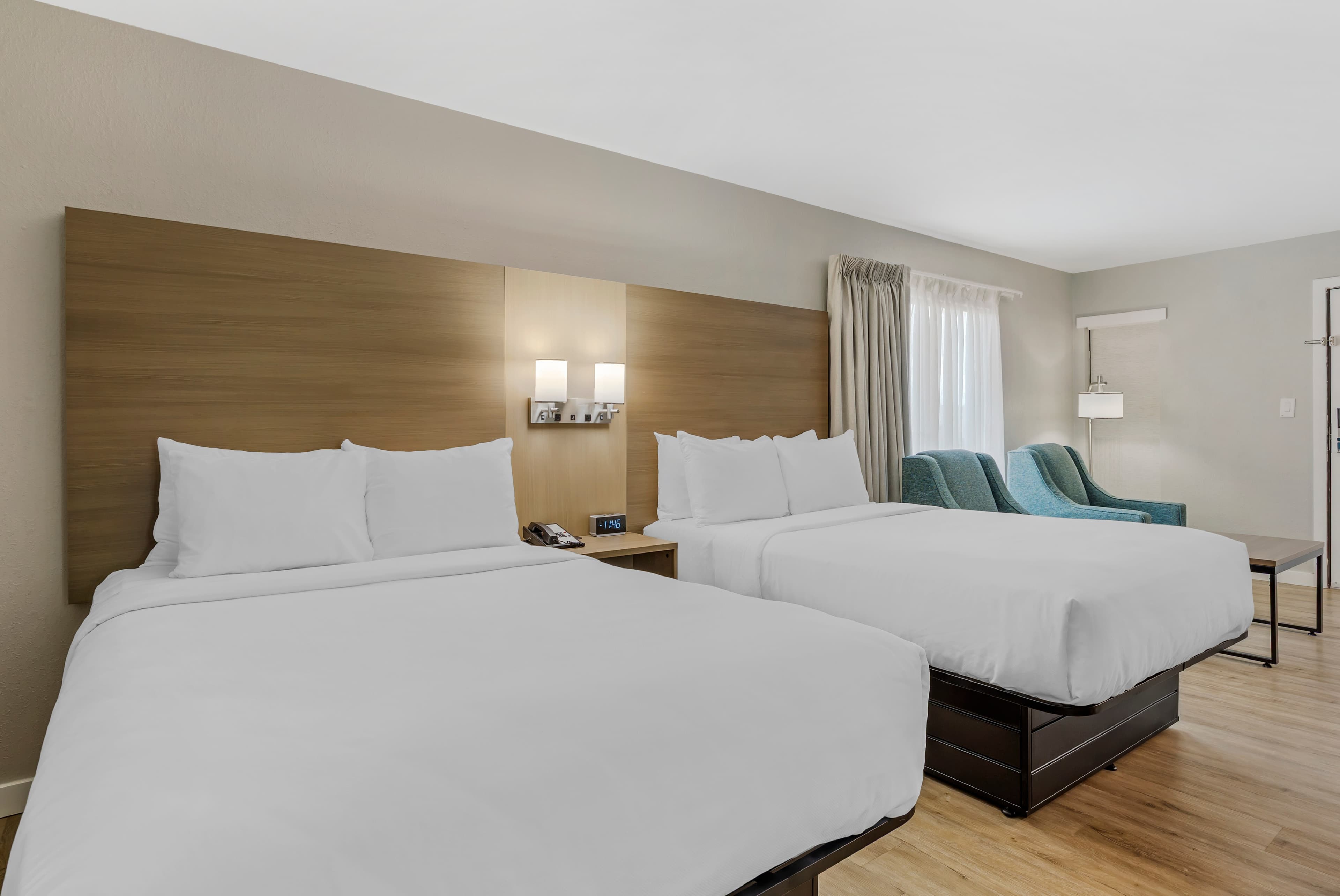 MainStay Suites Springfield South - Battlefield Rd - Image 3