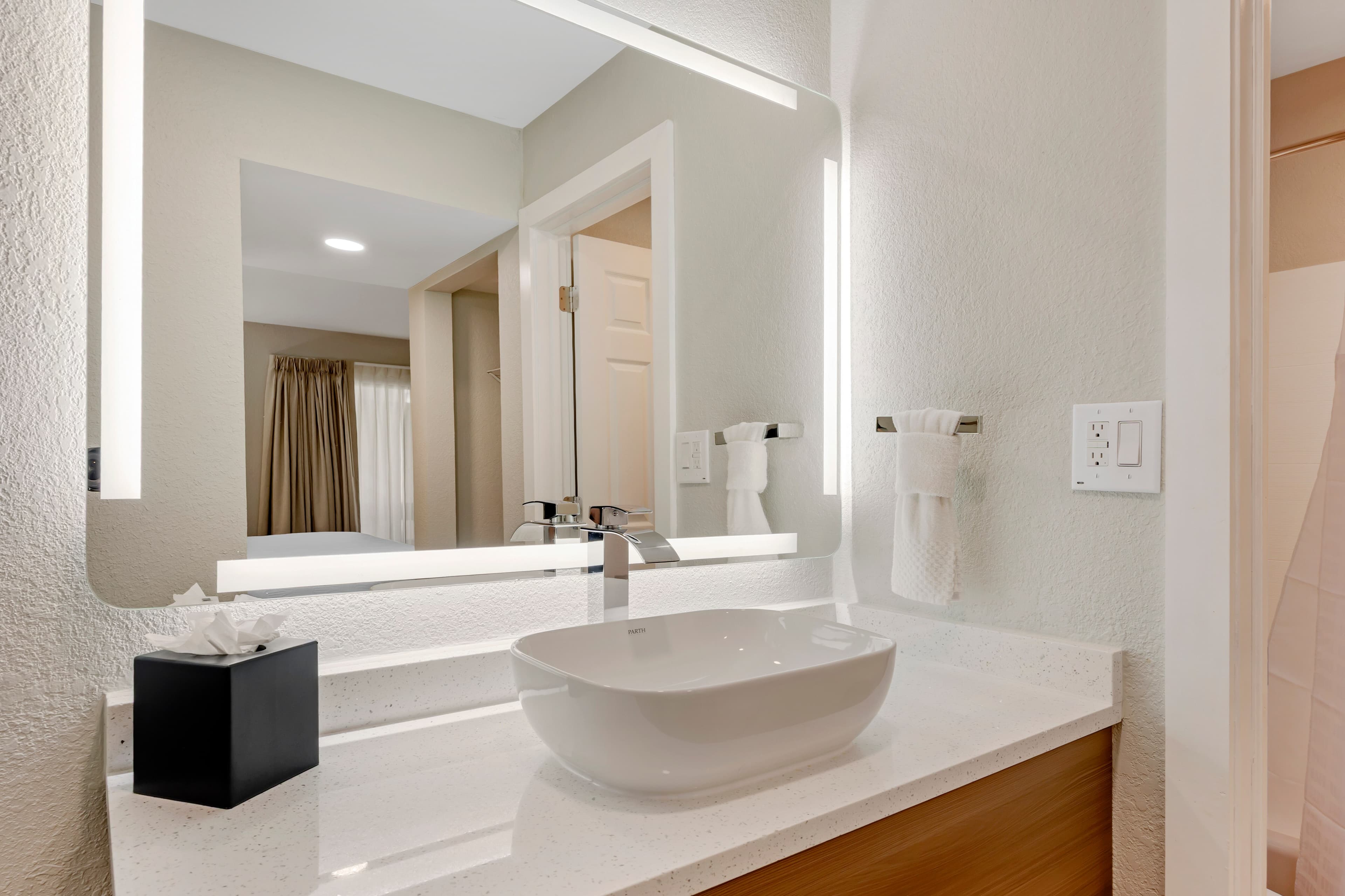 MainStay Suites Springfield South - Battlefield Rd — 17