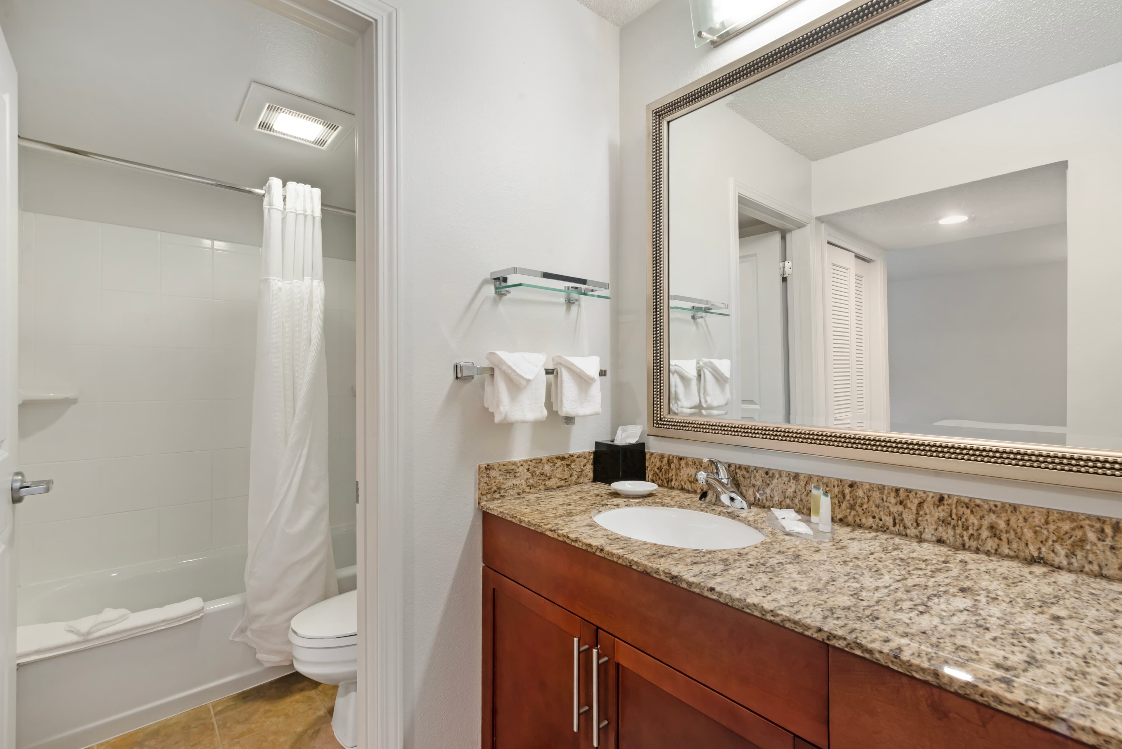 MainStay Suites St. Louis - Galleria - Image 5