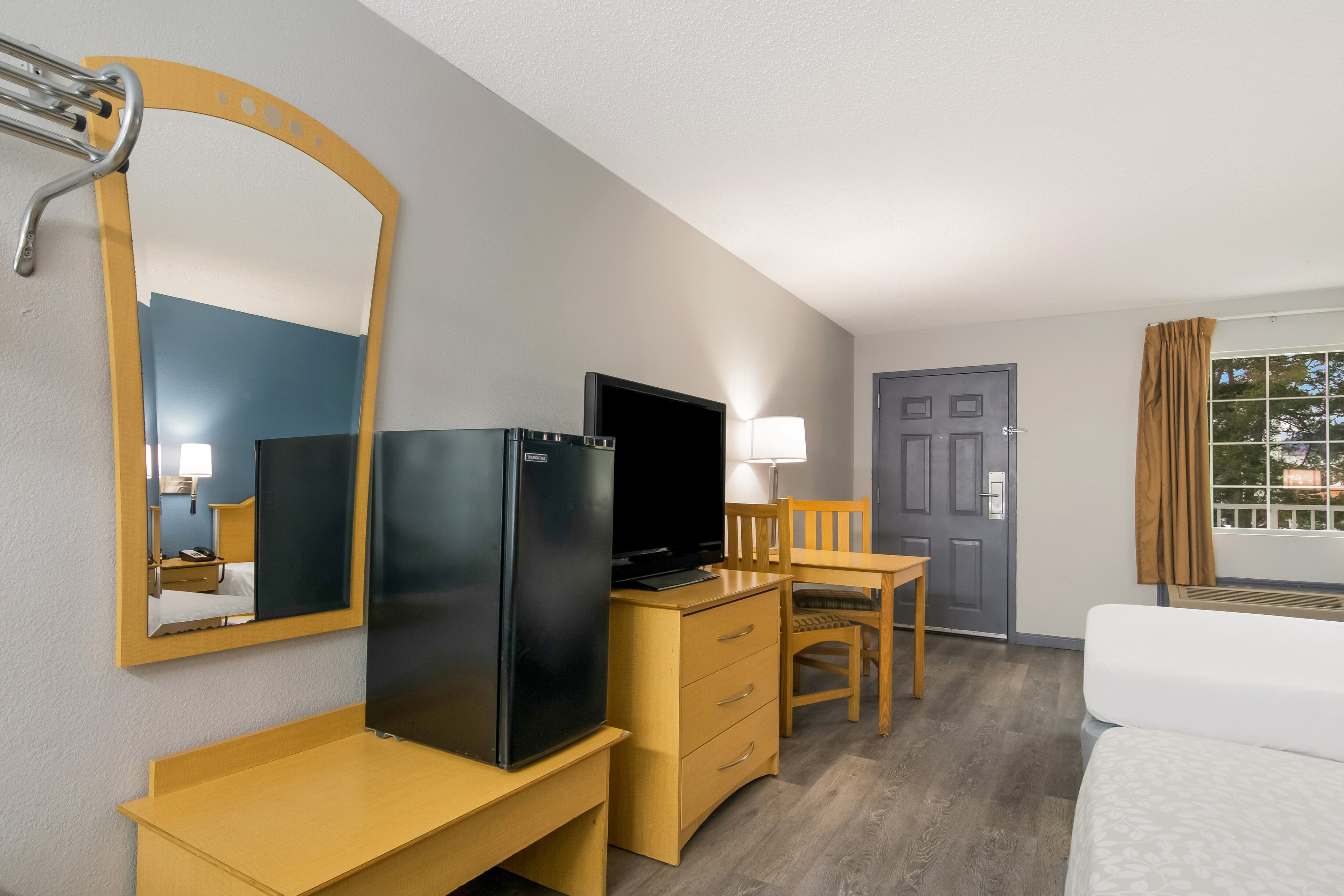Econo Lodge Branson Theater District — 24