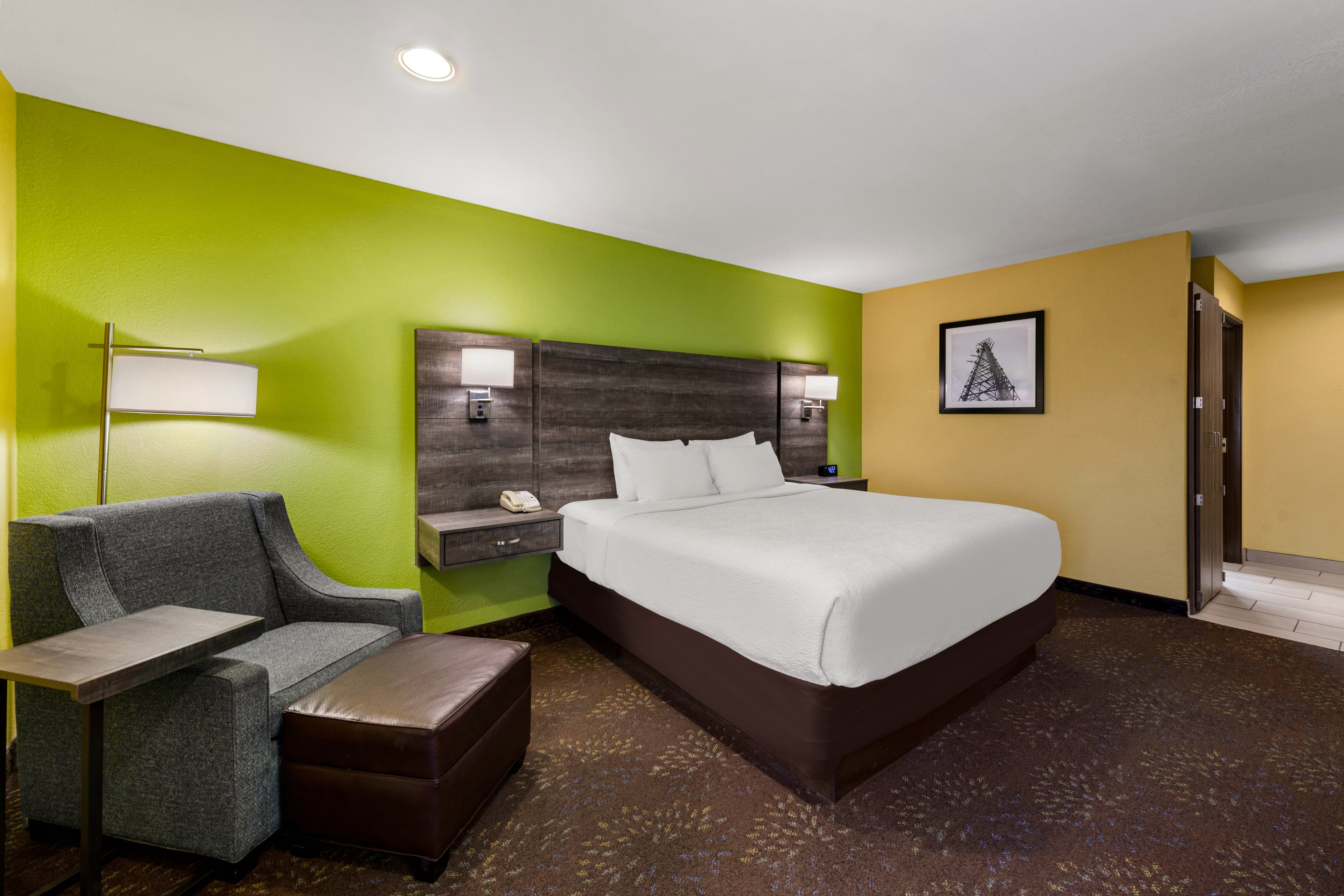 Quality Inn Warrensburg - Image 2