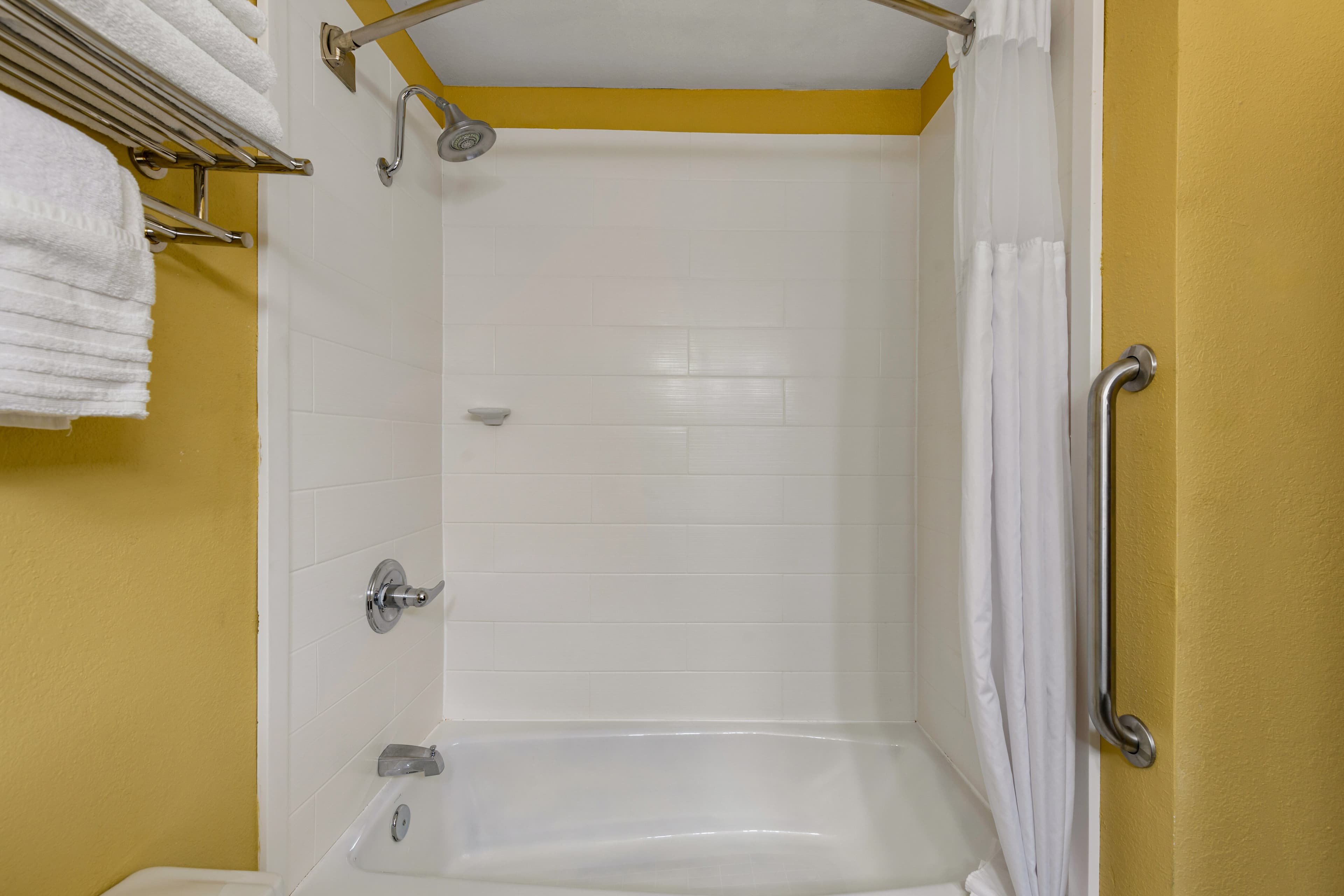 Quality Inn Warrensburg — 13