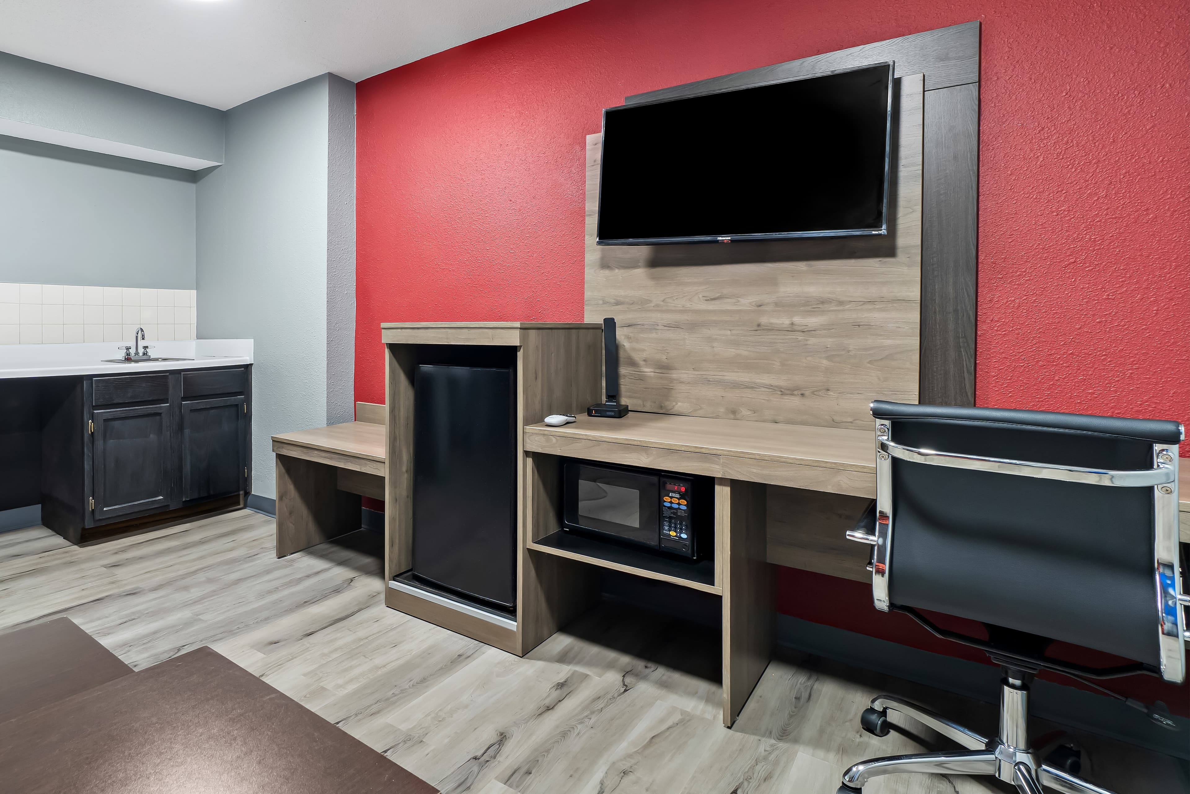 Econo Lodge Kennett — 38