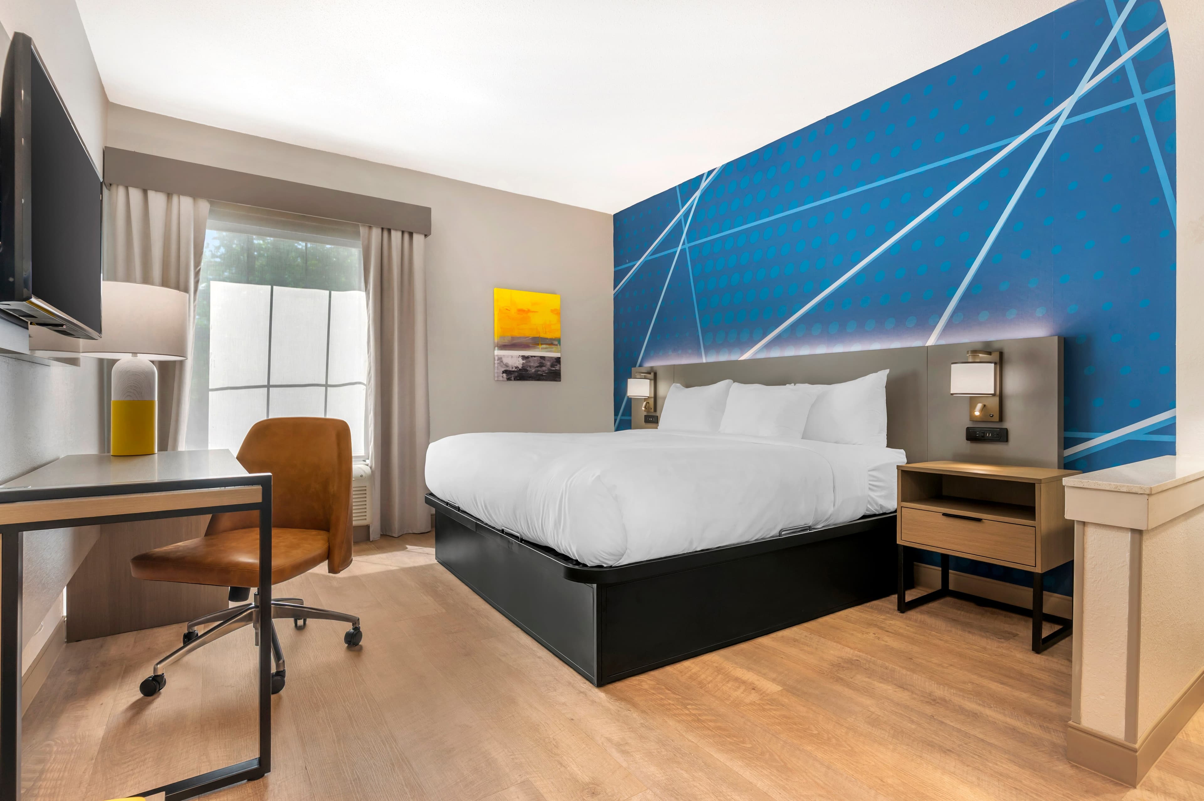 Comfort Inn & Suites Saint Louis Lafayette Square — 14