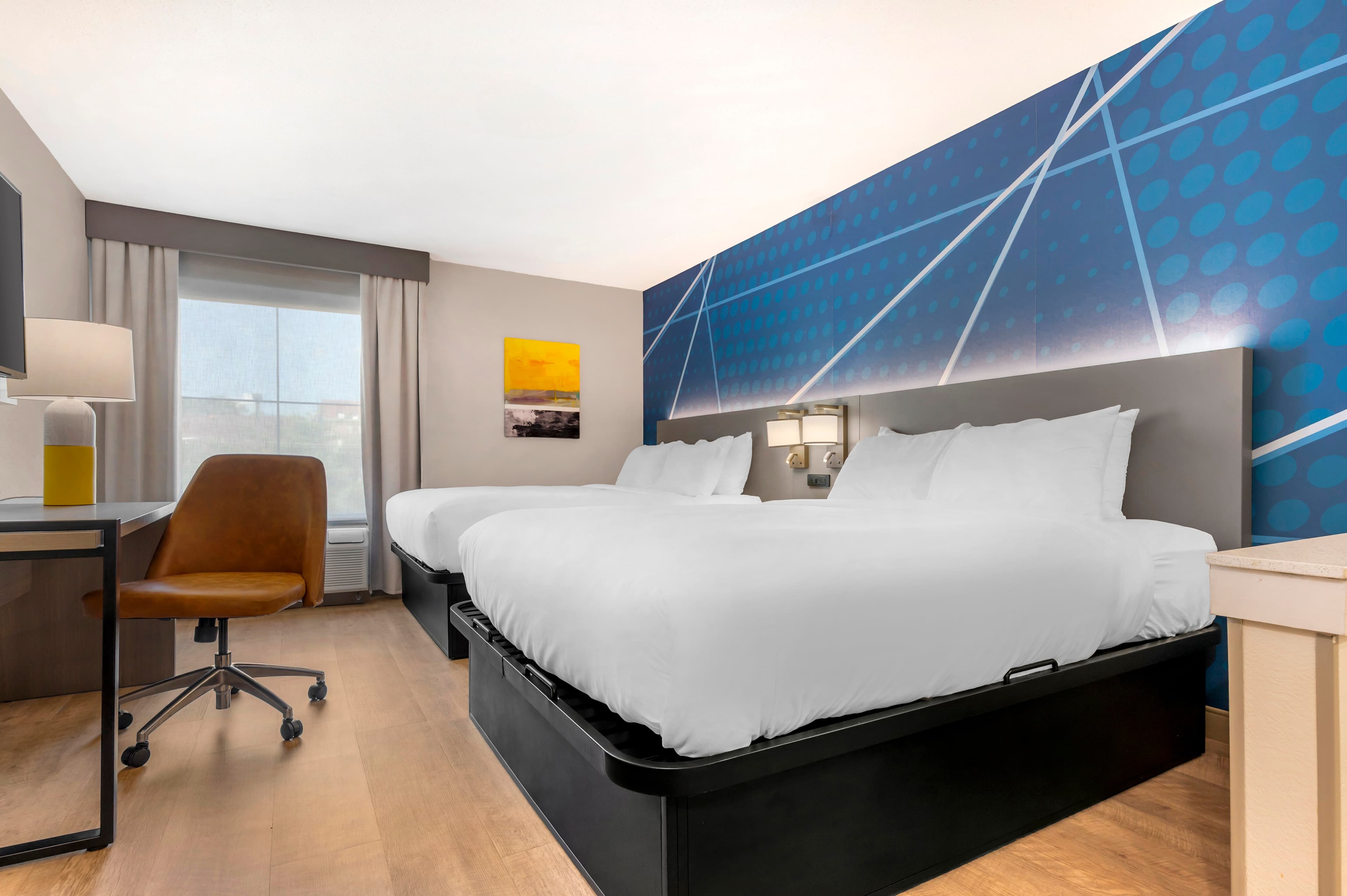 Comfort Inn & Suites Saint Louis Lafayette Square — 17
