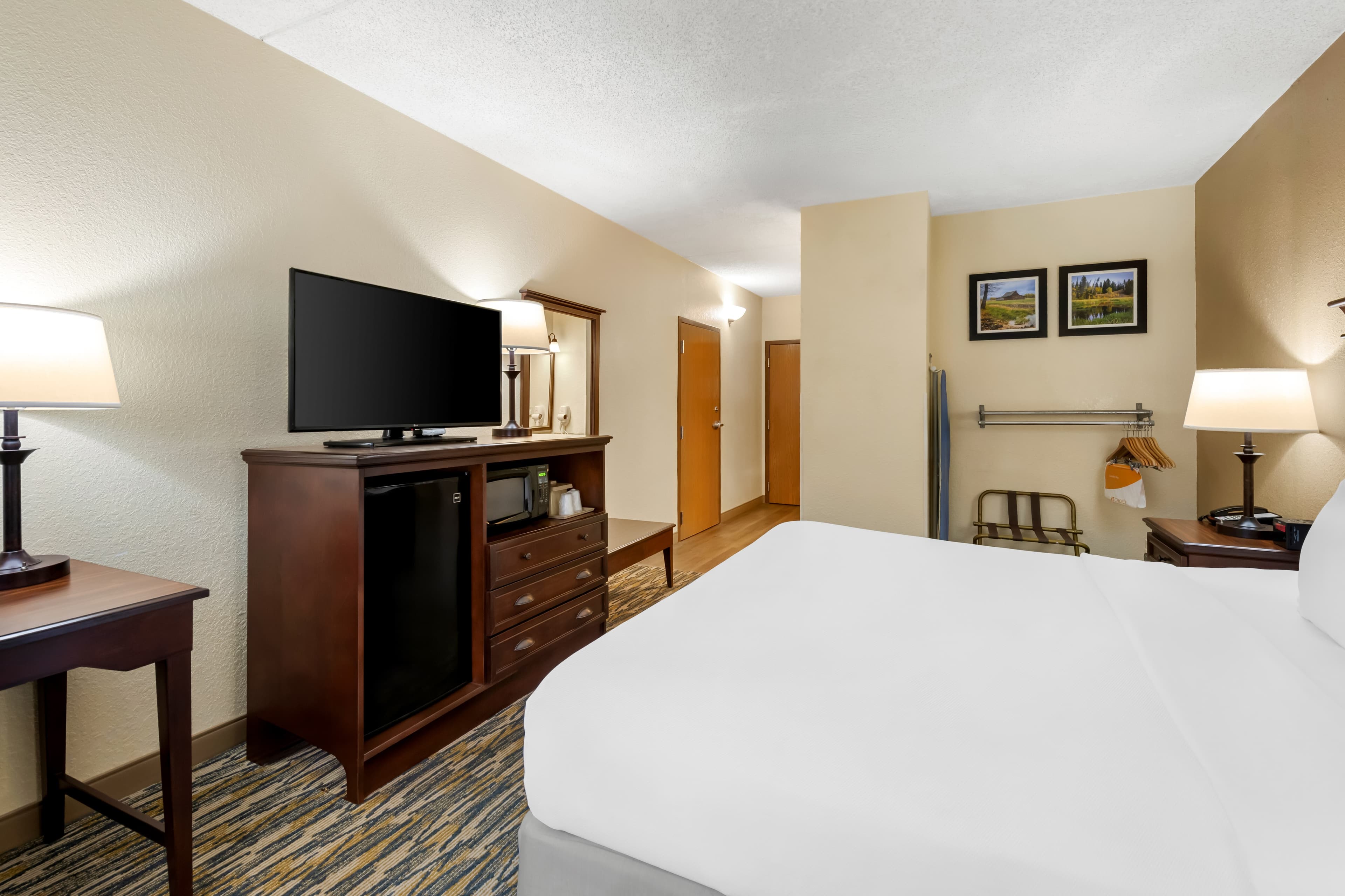 Comfort Inn & Suites Branson Meadows — 3