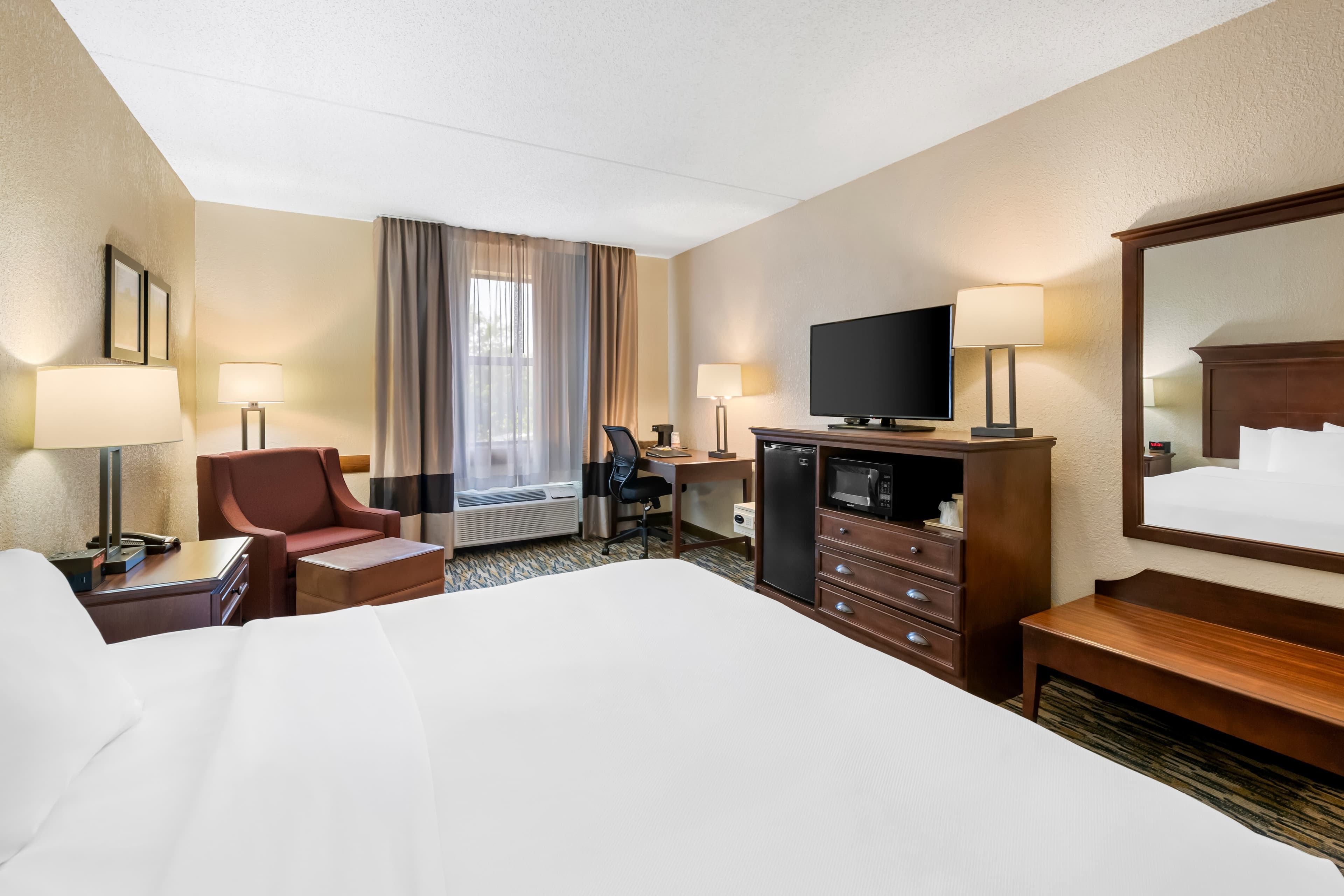 Comfort Inn & Suites Branson Meadows — 18