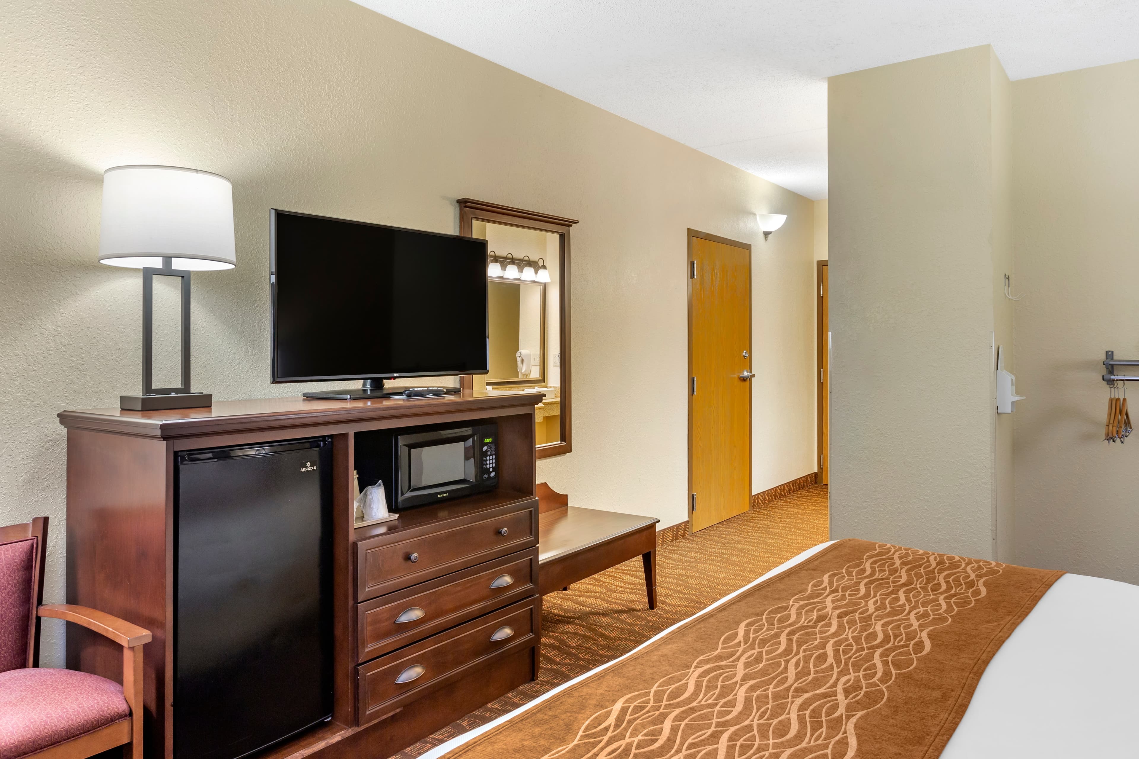 Comfort Inn & Suites Branson Meadows — 6