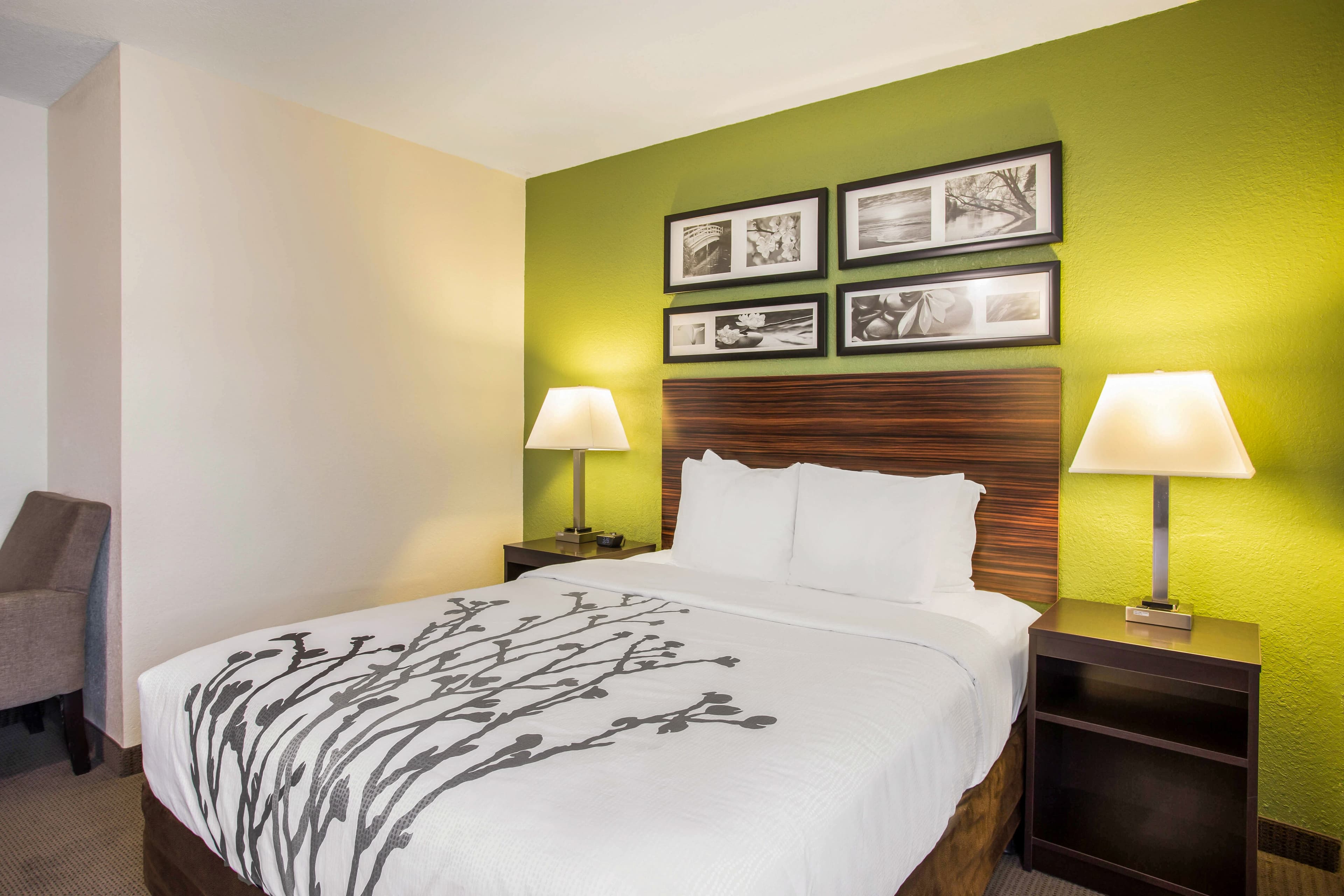 Quality Inn Kansas City International Airport — 6