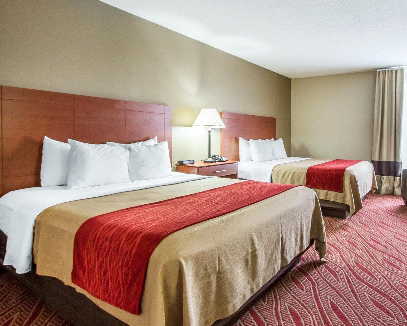 Comfort Inn Poplar Bluff North — 18