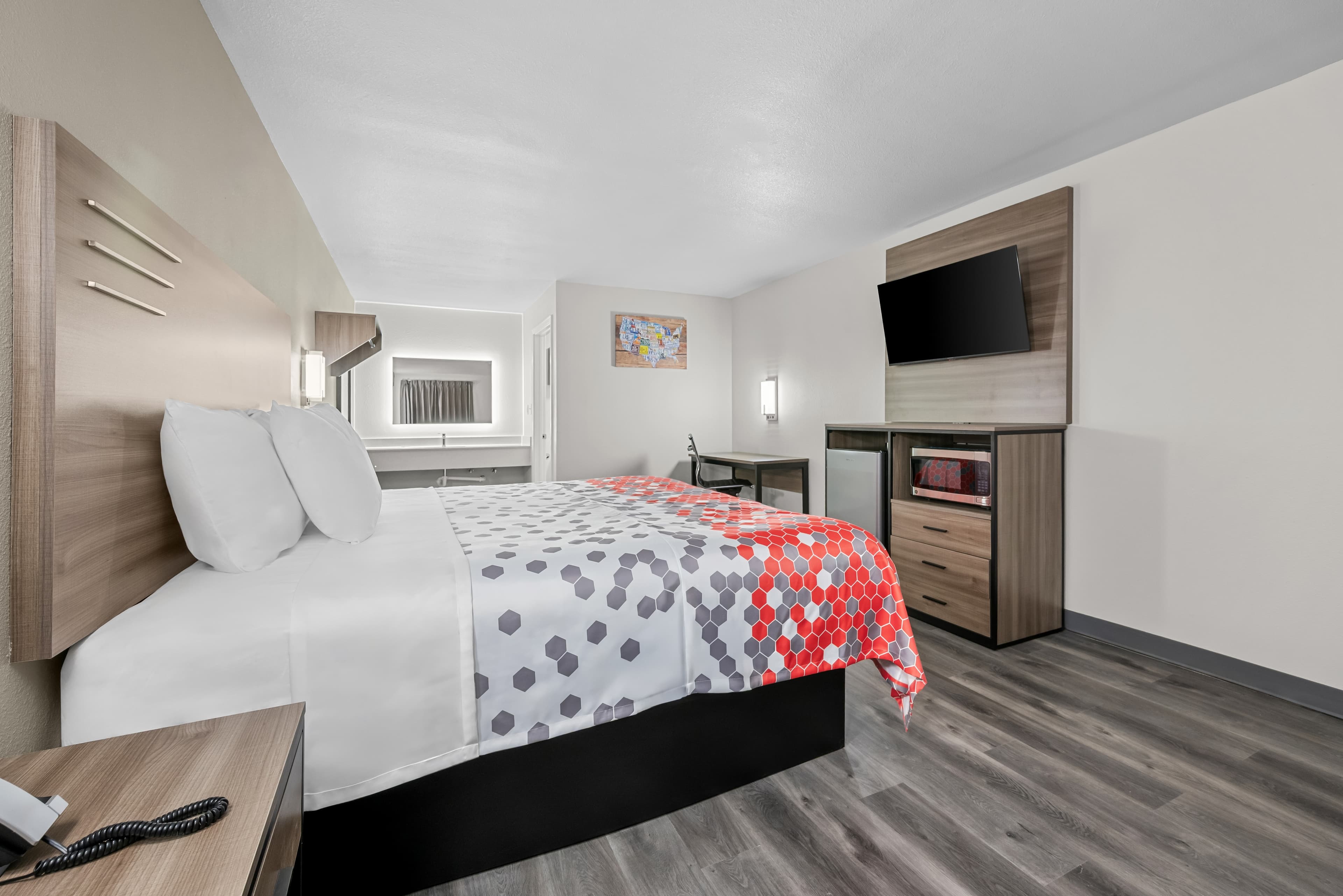Econo Lodge Biloxi Beach — 7
