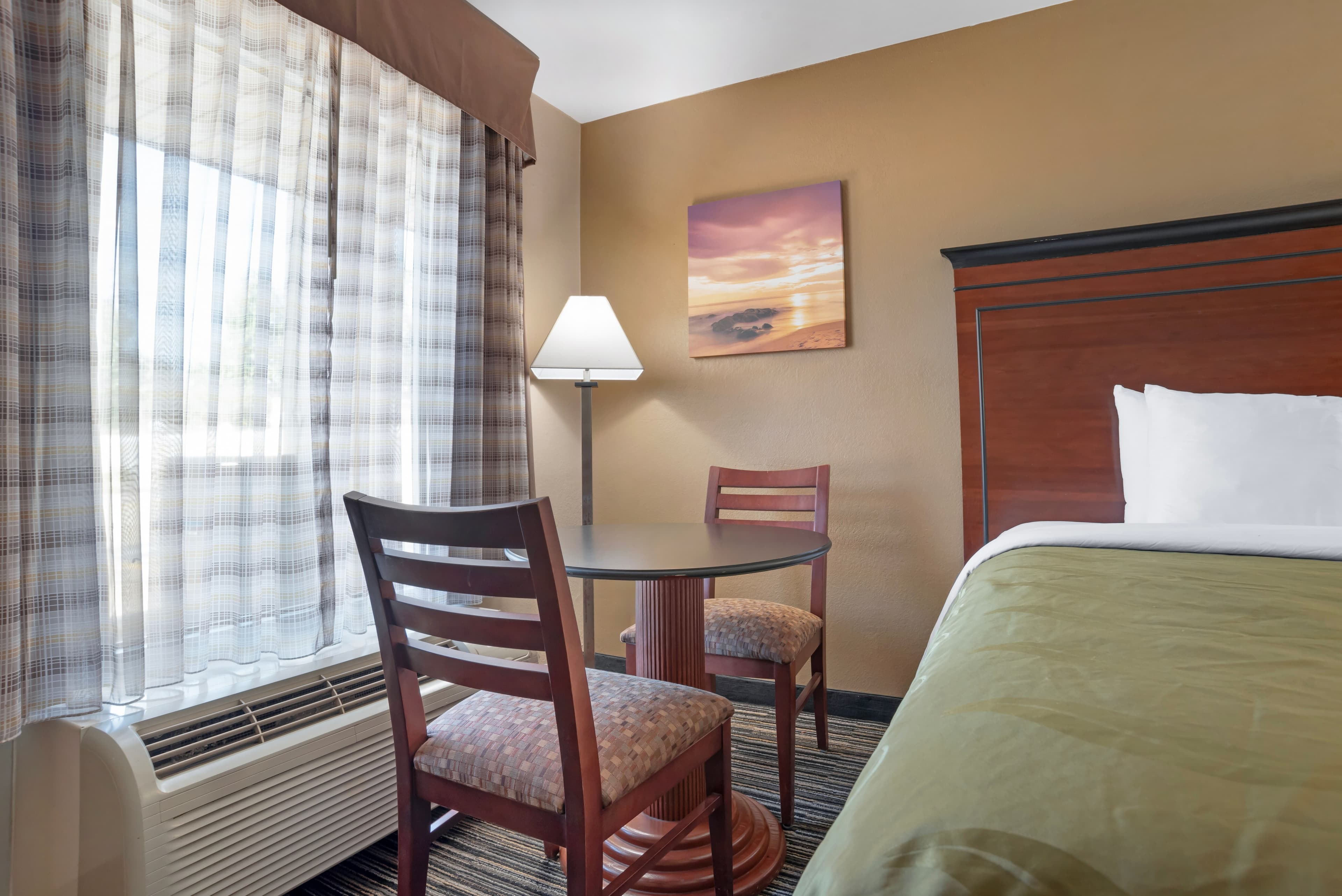 Quality Inn Brookhaven — 12