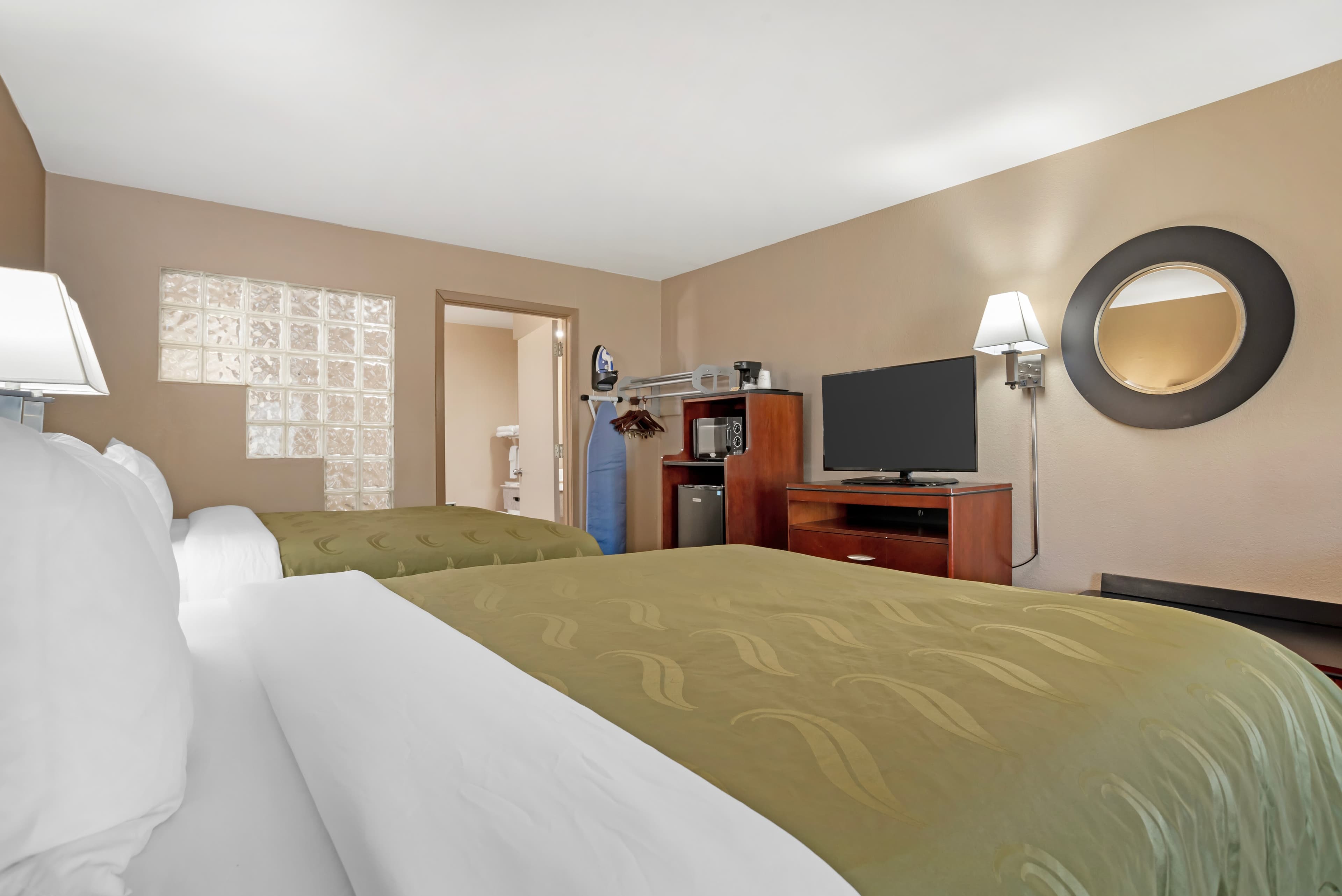 Quality Inn Brookhaven — 17