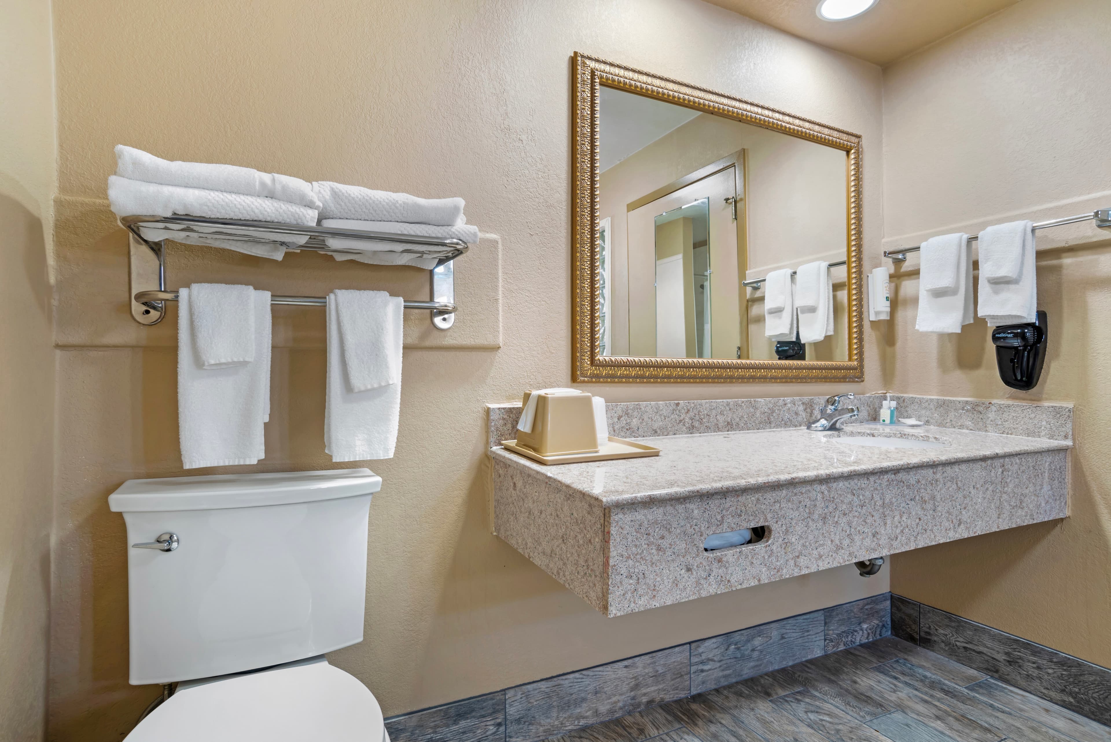 Quality Inn Brookhaven — 20