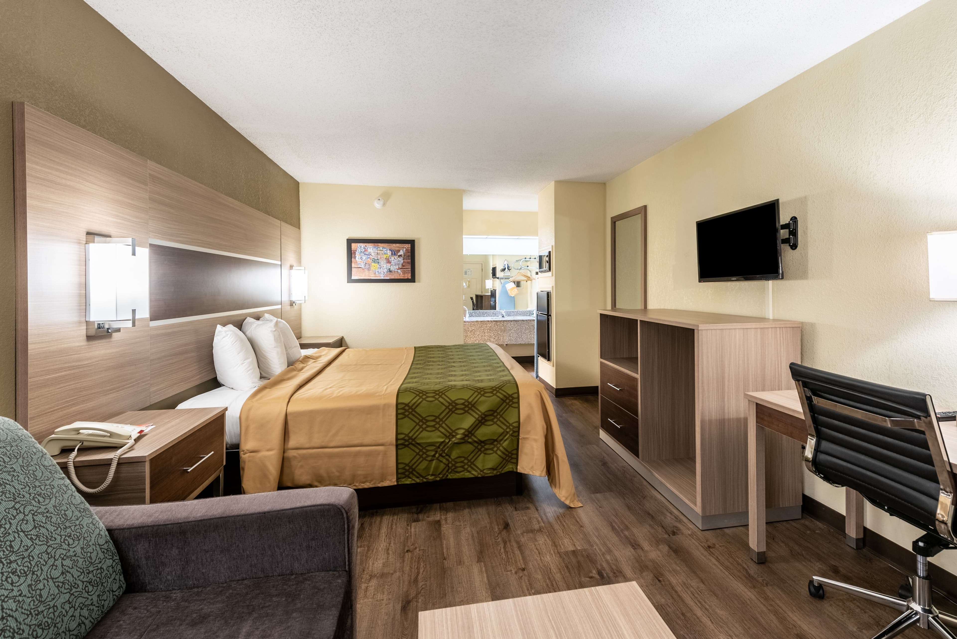 Econo Lodge Vicksburg — 23