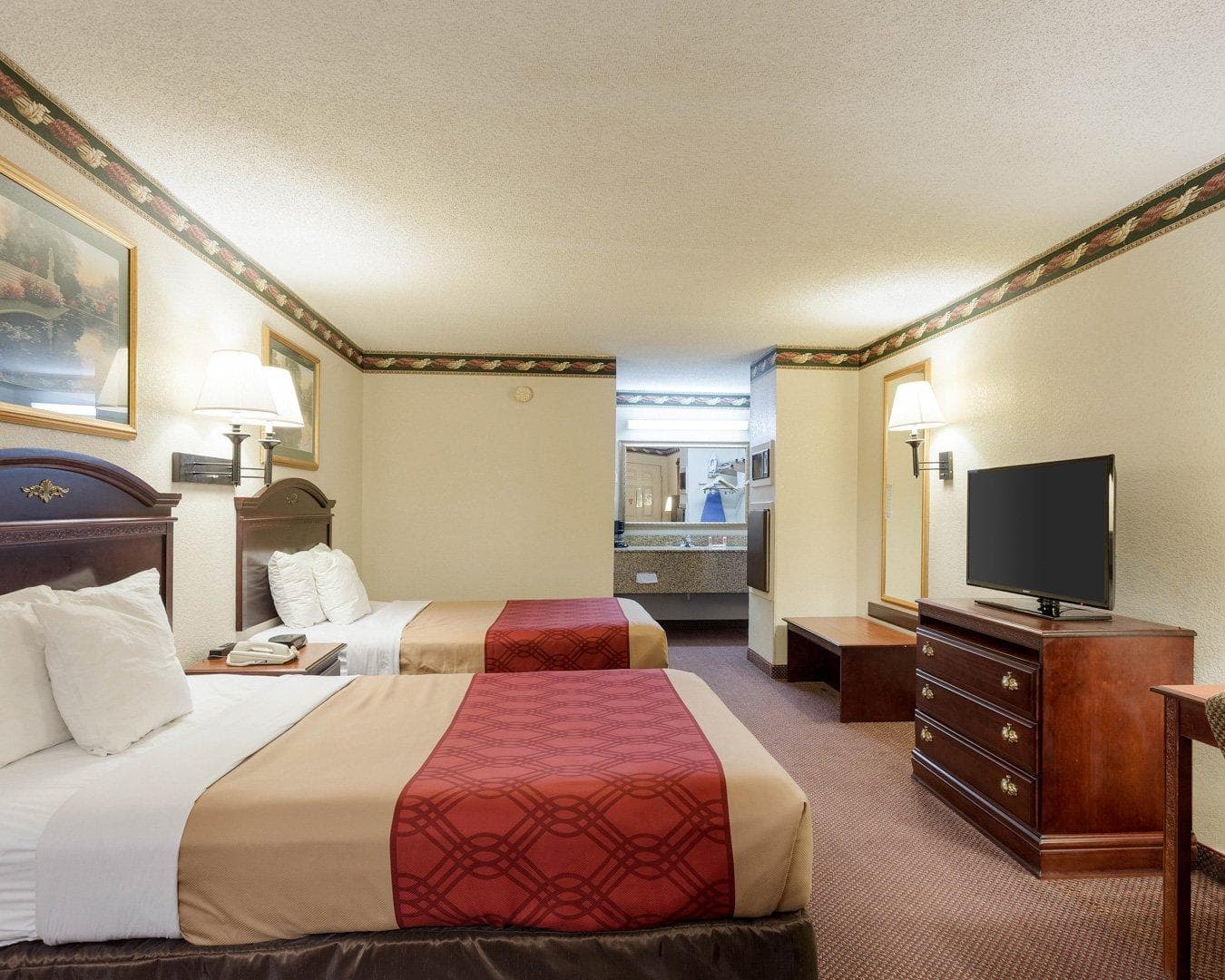 Econo Lodge Grenada - Image 3