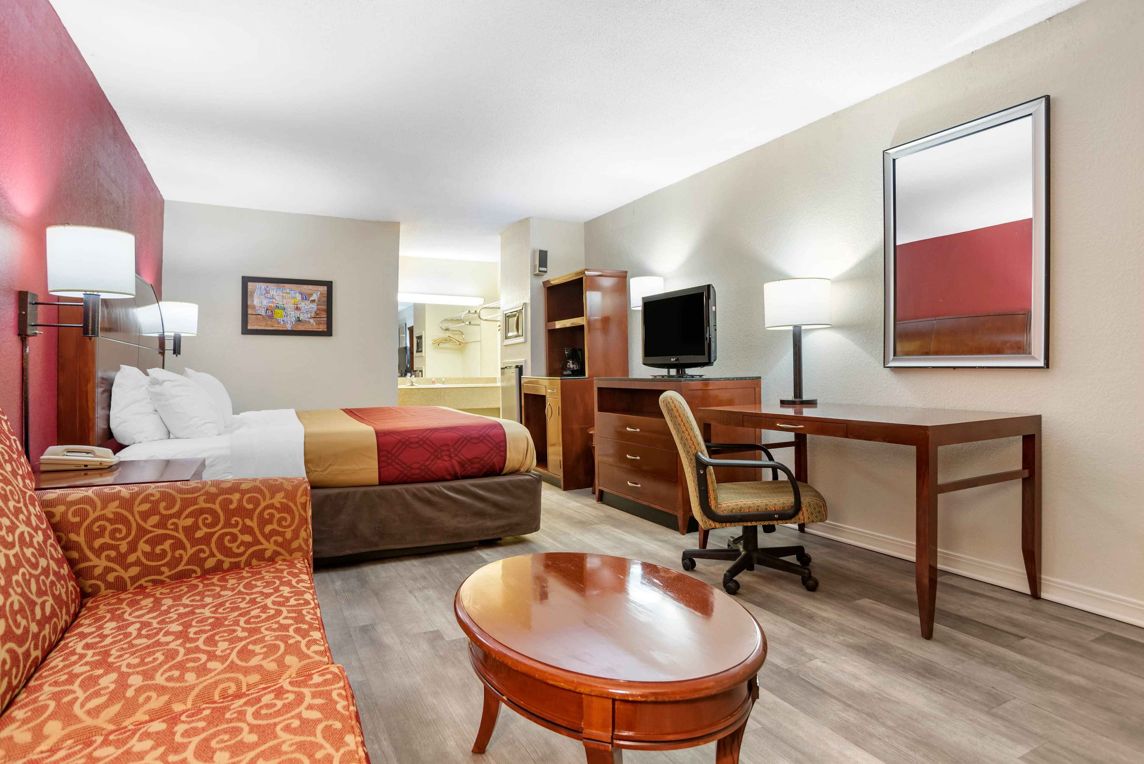 Econo Lodge Pearl - Jackson — 22