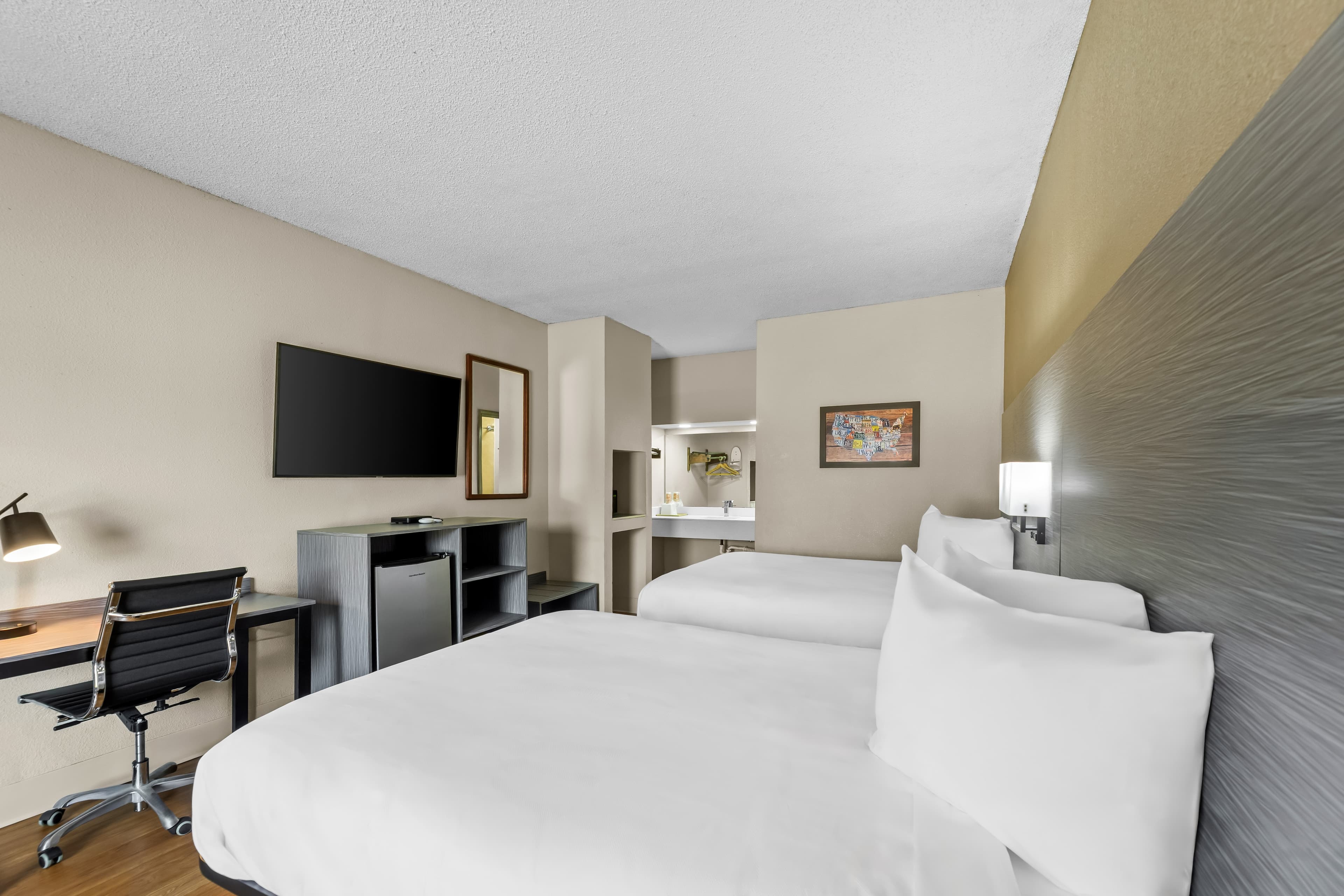 Econo Lodge Greenville - Image 3