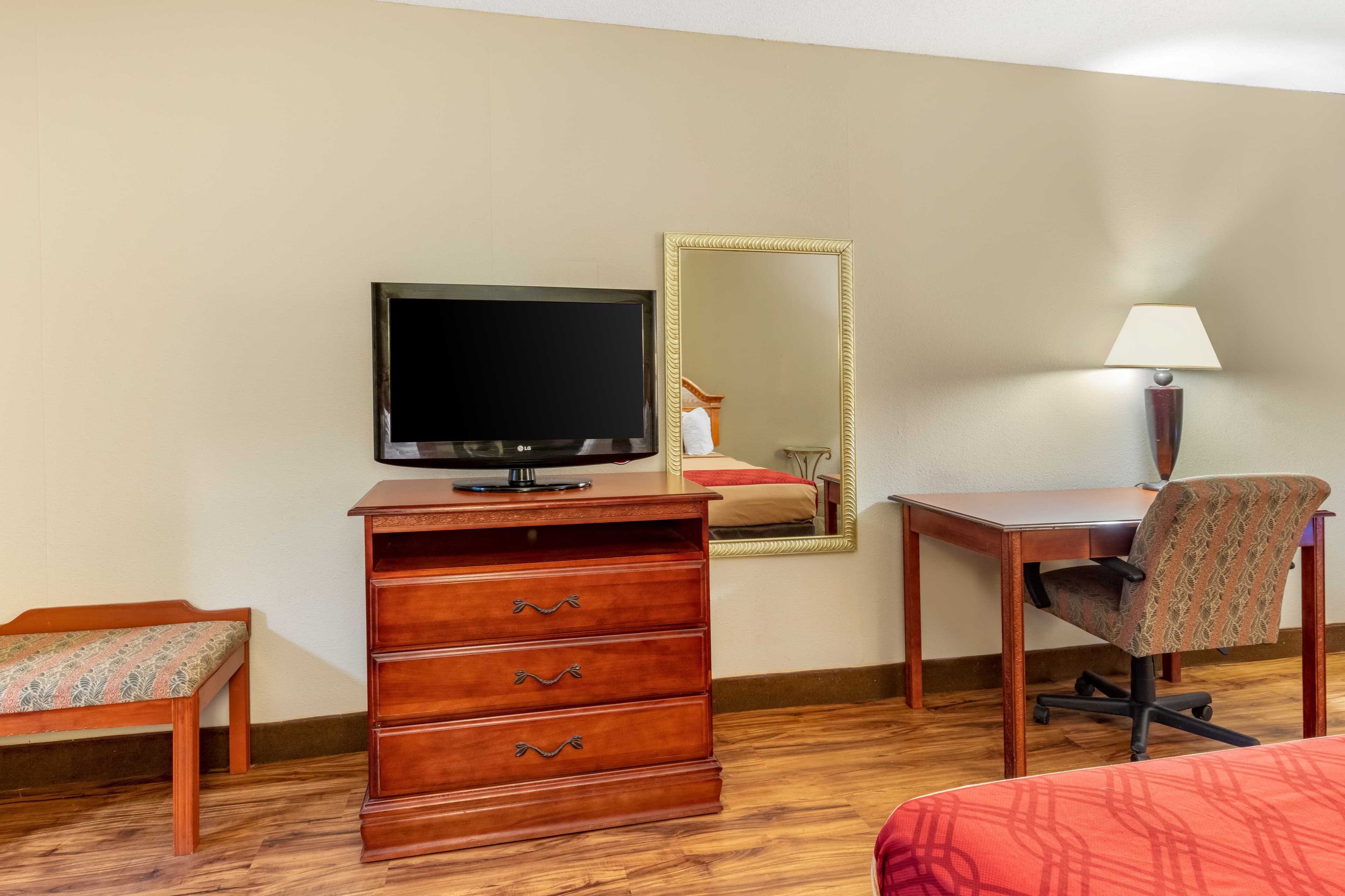 Econo Lodge Greenville - Image 5