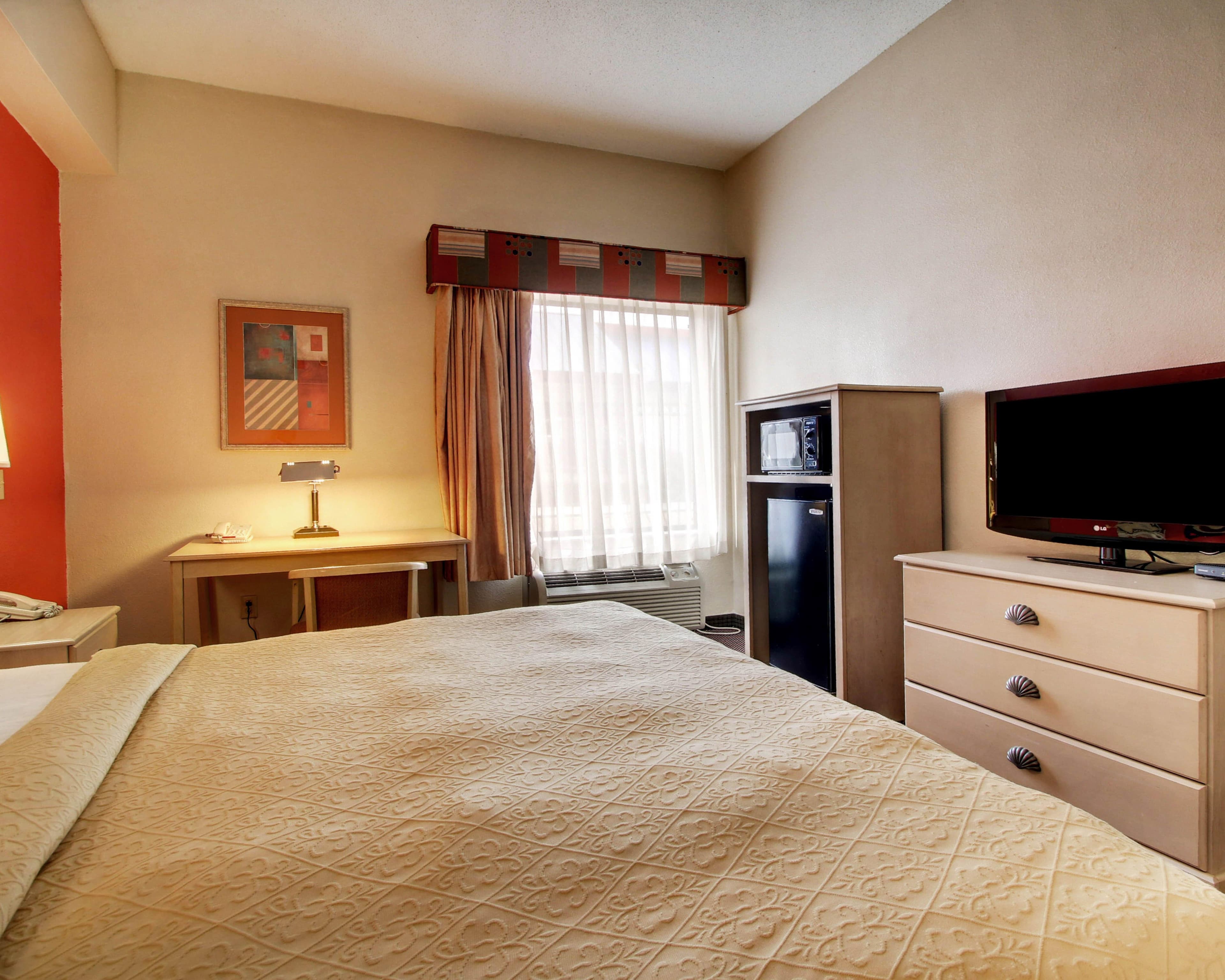 Quality Inn & Suites Hattiesburg North - Image 3