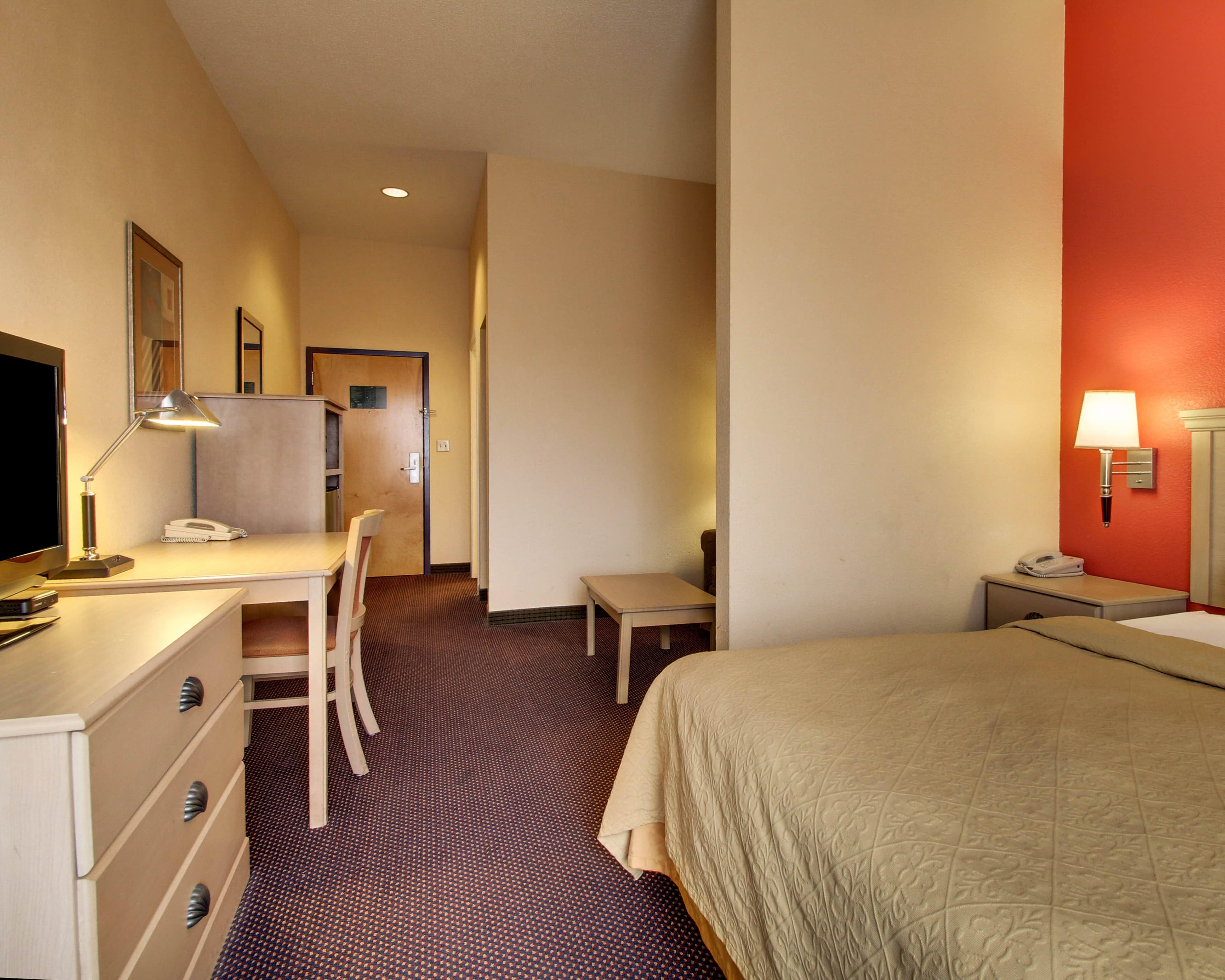 Quality Inn & Suites Hattiesburg North — 17