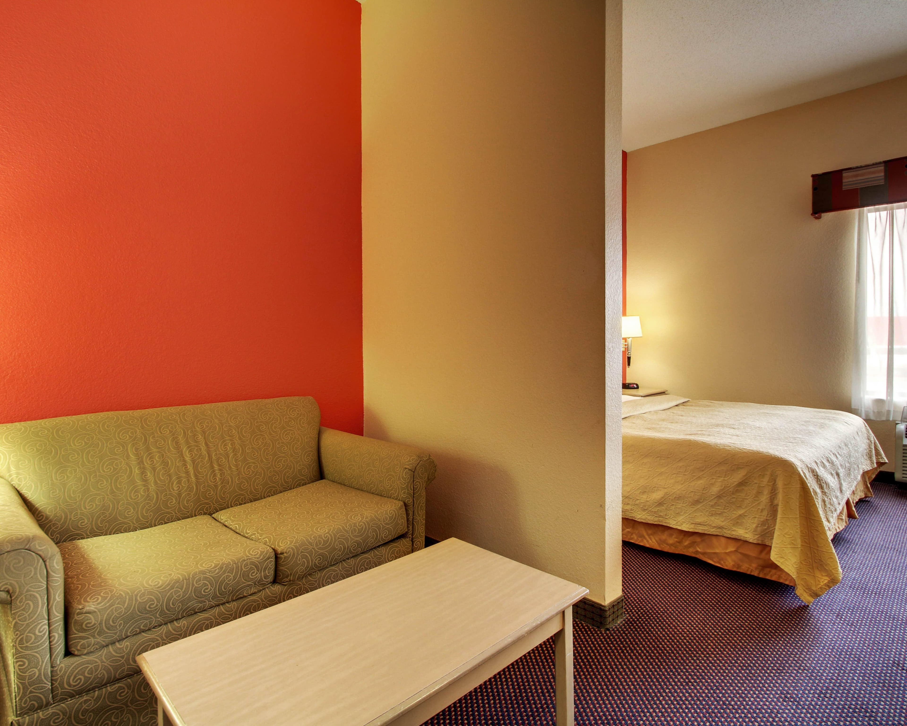 Quality Inn & Suites Hattiesburg North — 18