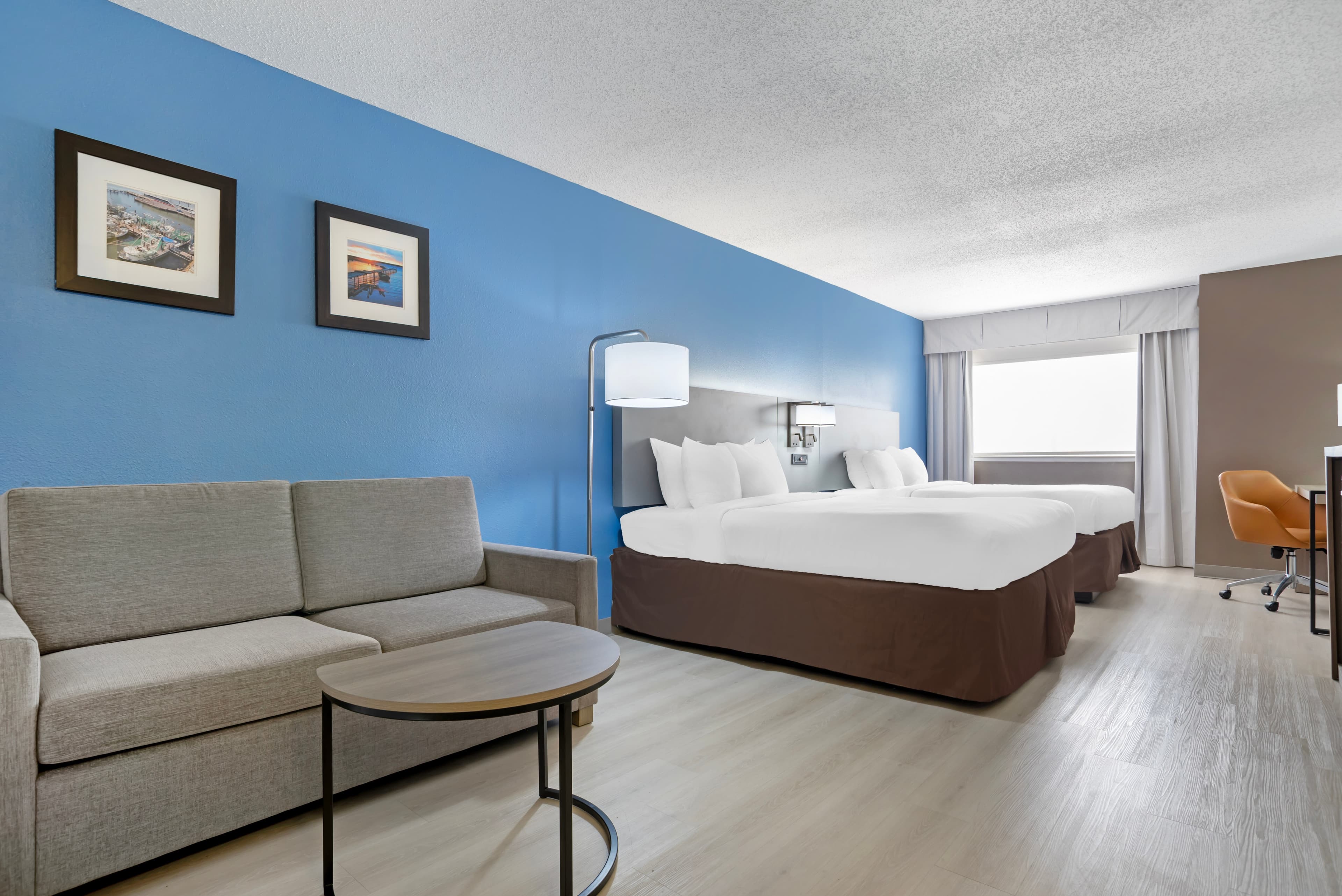 Comfort Inn & Suites Crystal Inn Sportsplex — 12