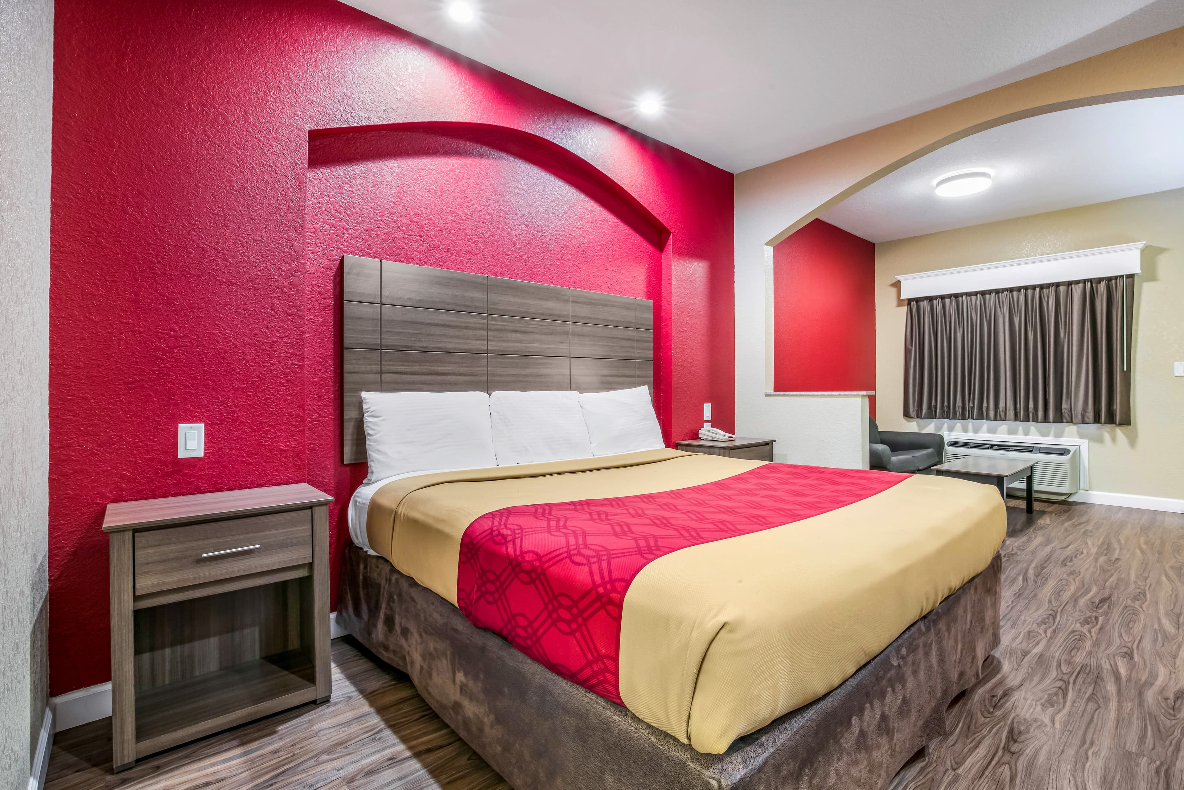 Econo Lodge Inn and Suites Horn Lake - Southhaven — 16