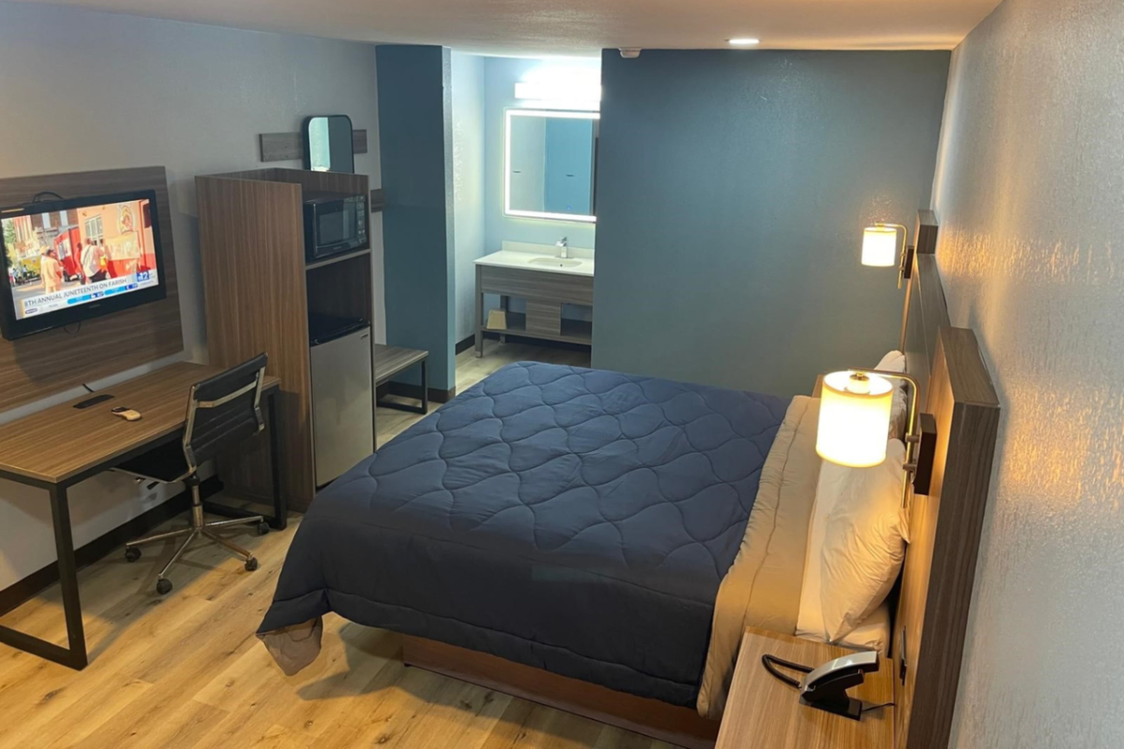 Rodeway Inn & Suites Brookhaven - Image 2