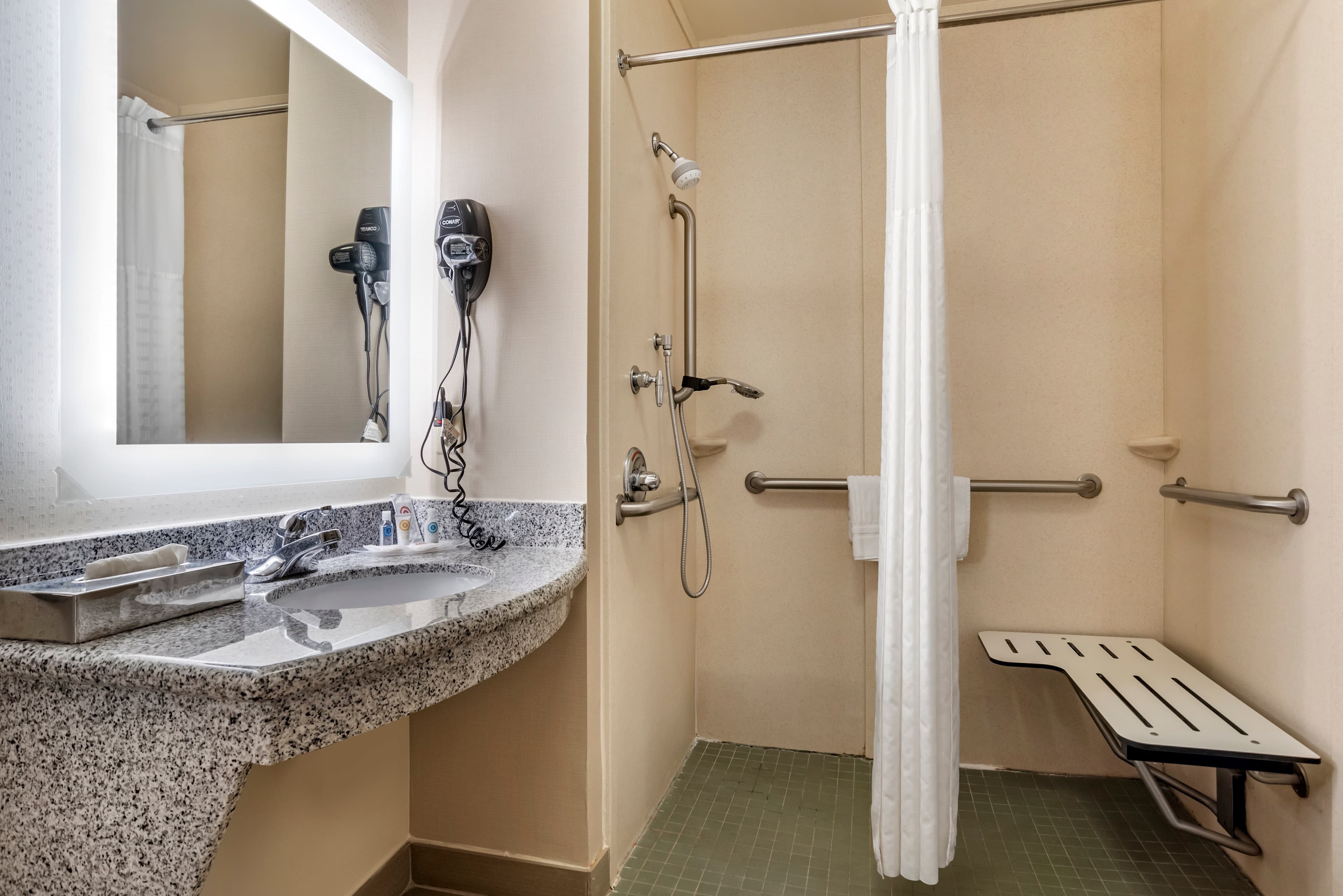 Comfort Suites Flowood - Jackson Airport — 10