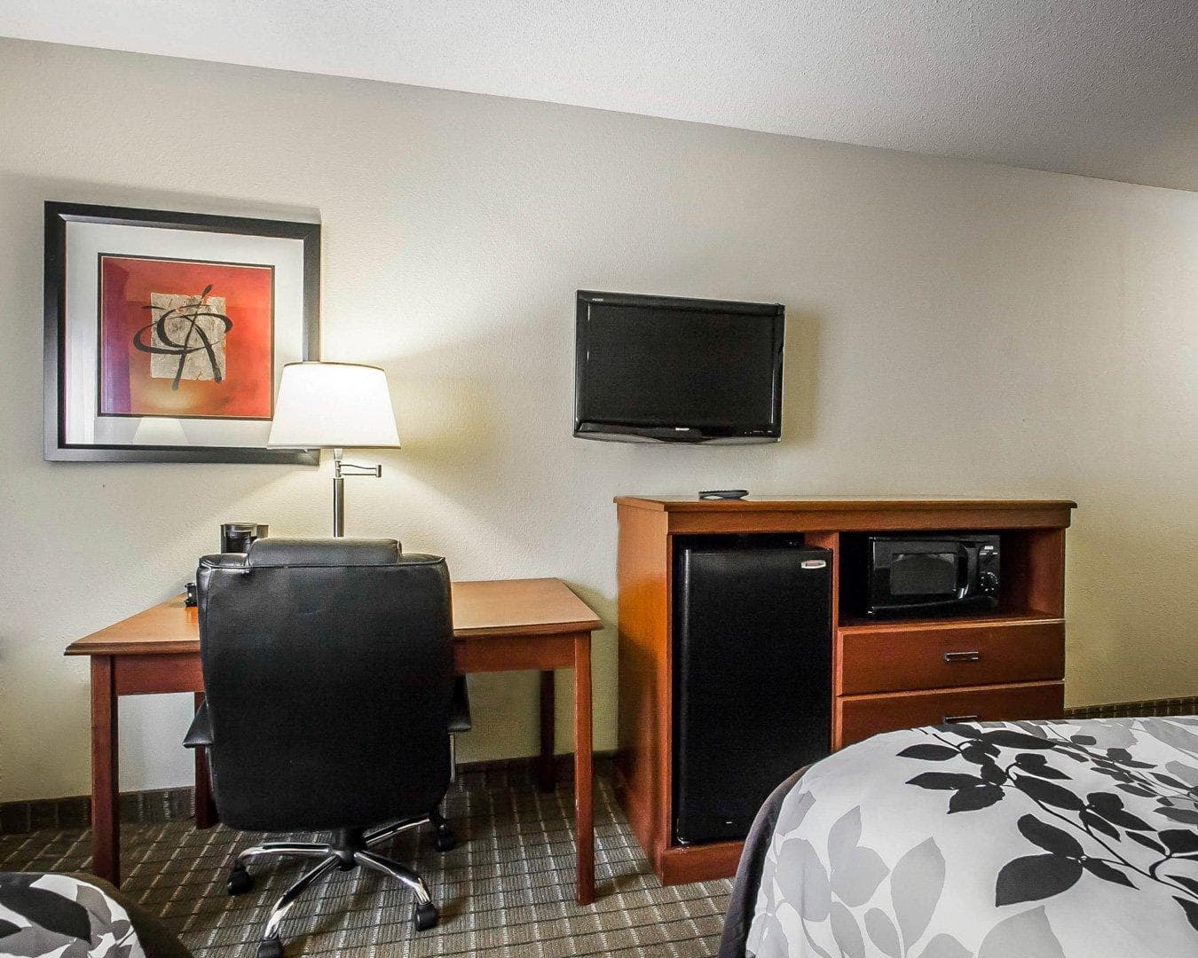 Sleep Inn & Suites Hattiesburg North - Image 4