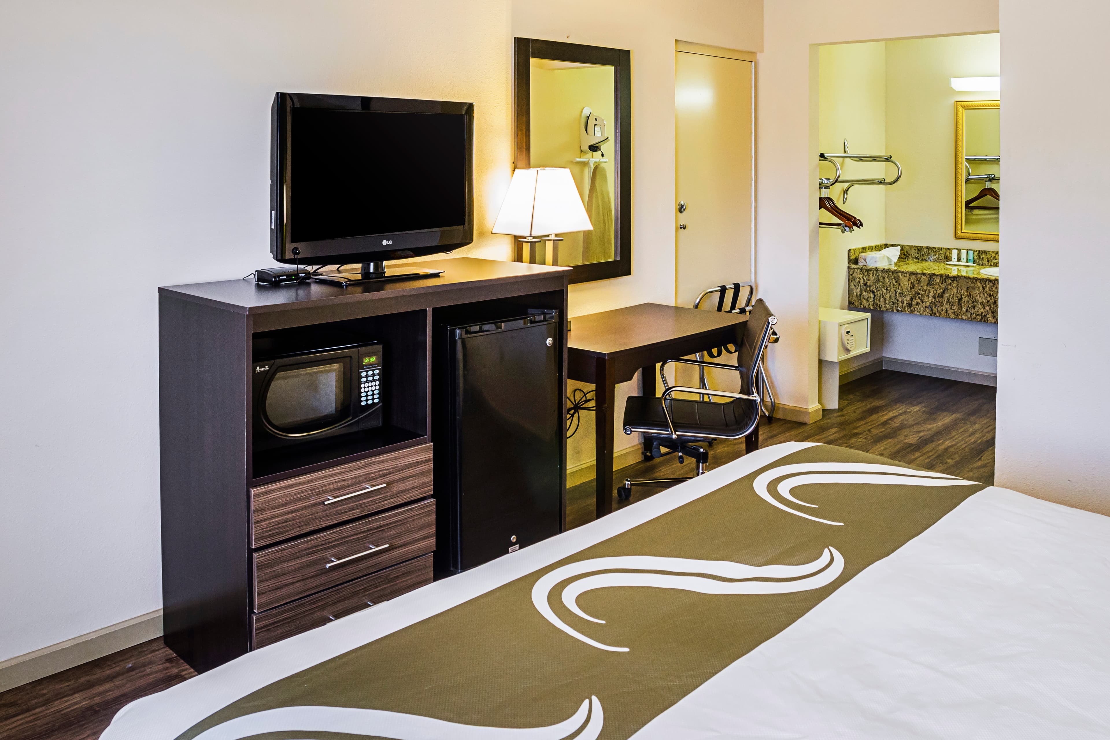 Quality Inn Biloxi Beach — 7