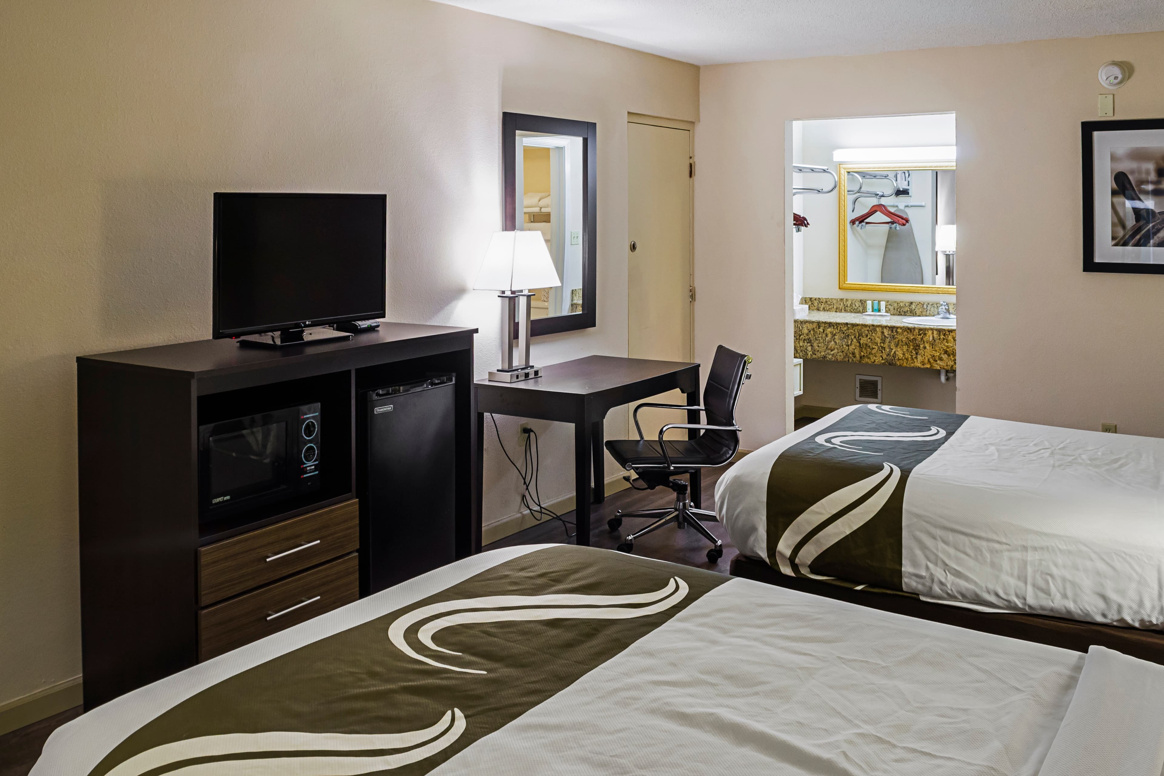 Quality Inn Biloxi Beach - Image 3