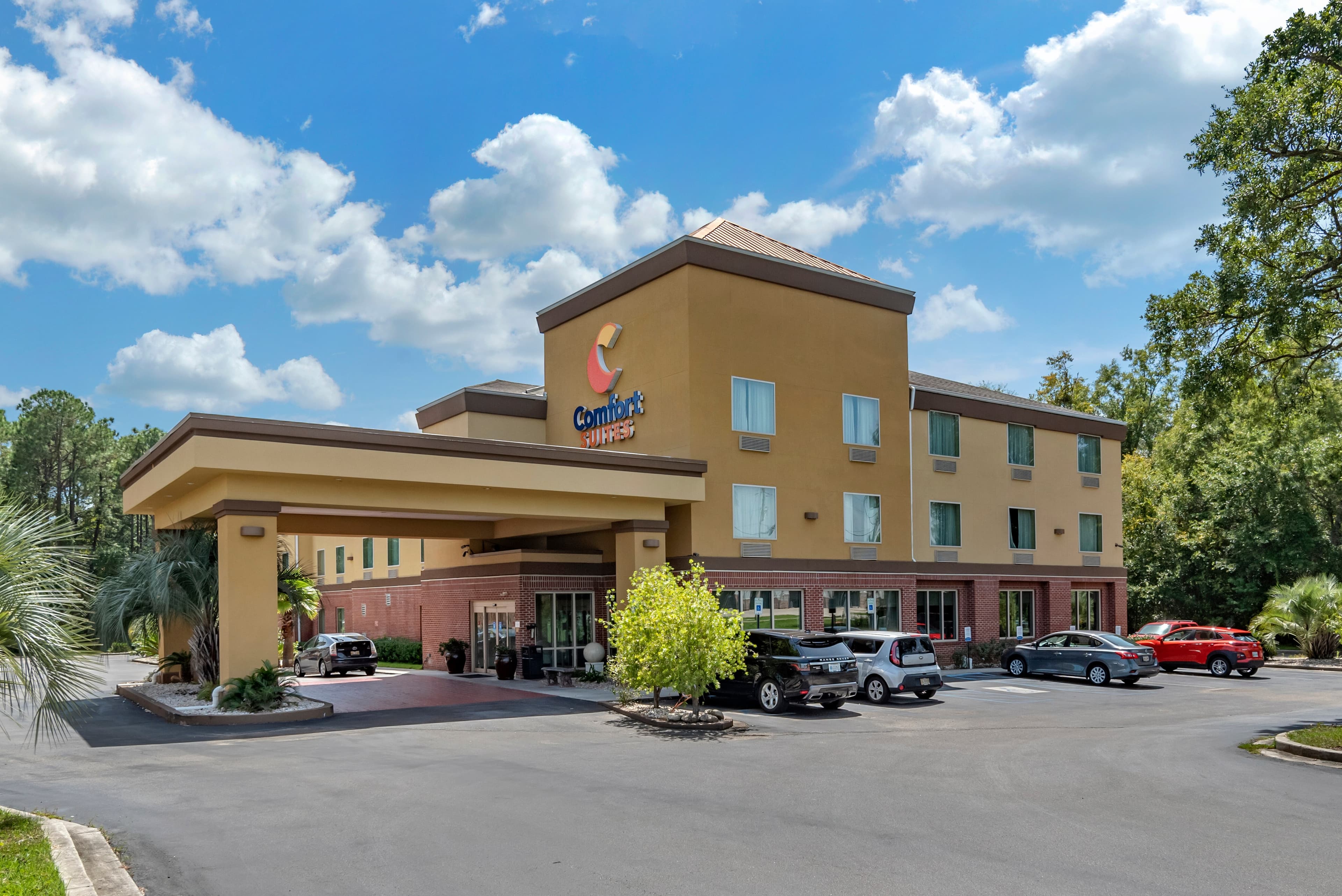 Comfort Suites Biloxi - Ocean Springs - Image 1
