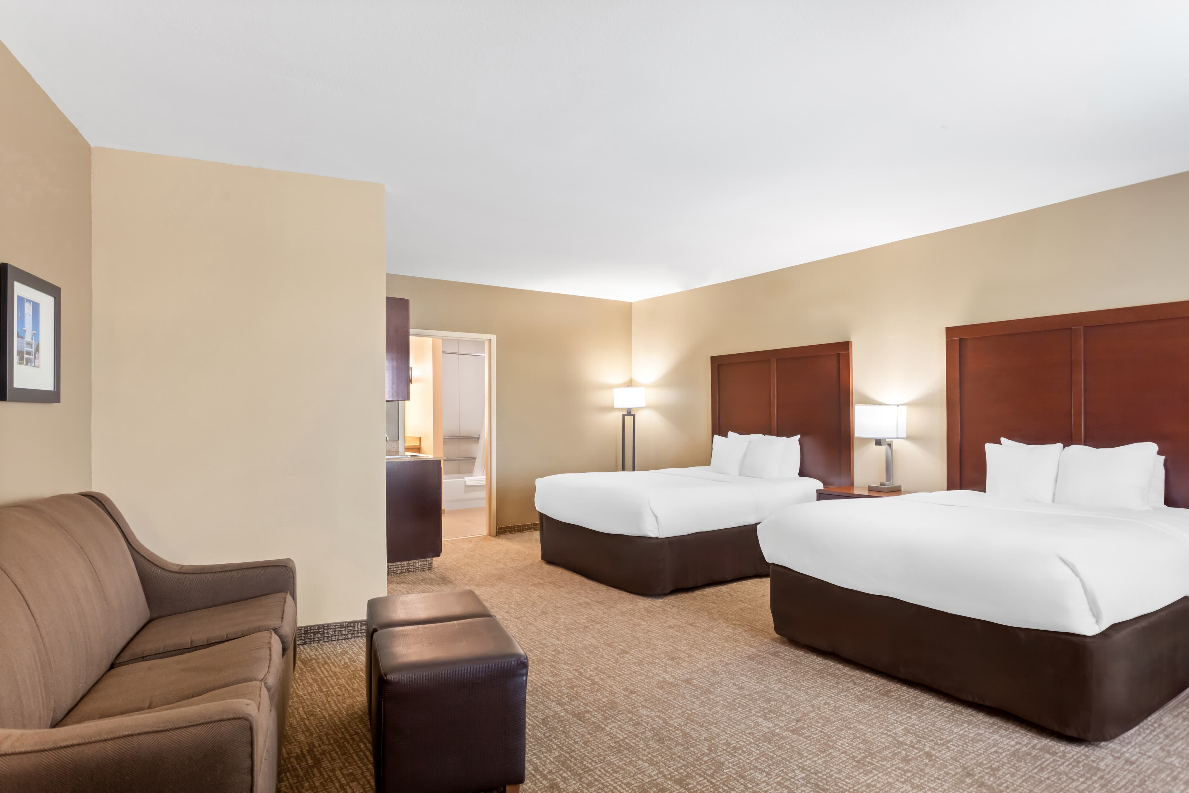 Comfort Suites Gulfport Central — 8