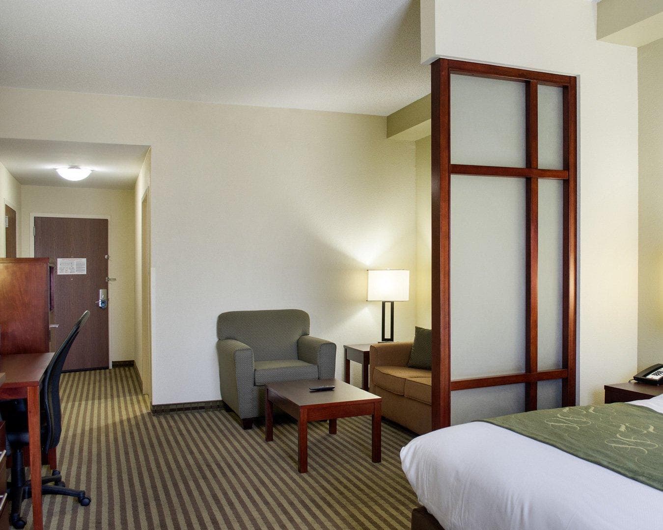 Comfort Suites Greenwood - Image 5