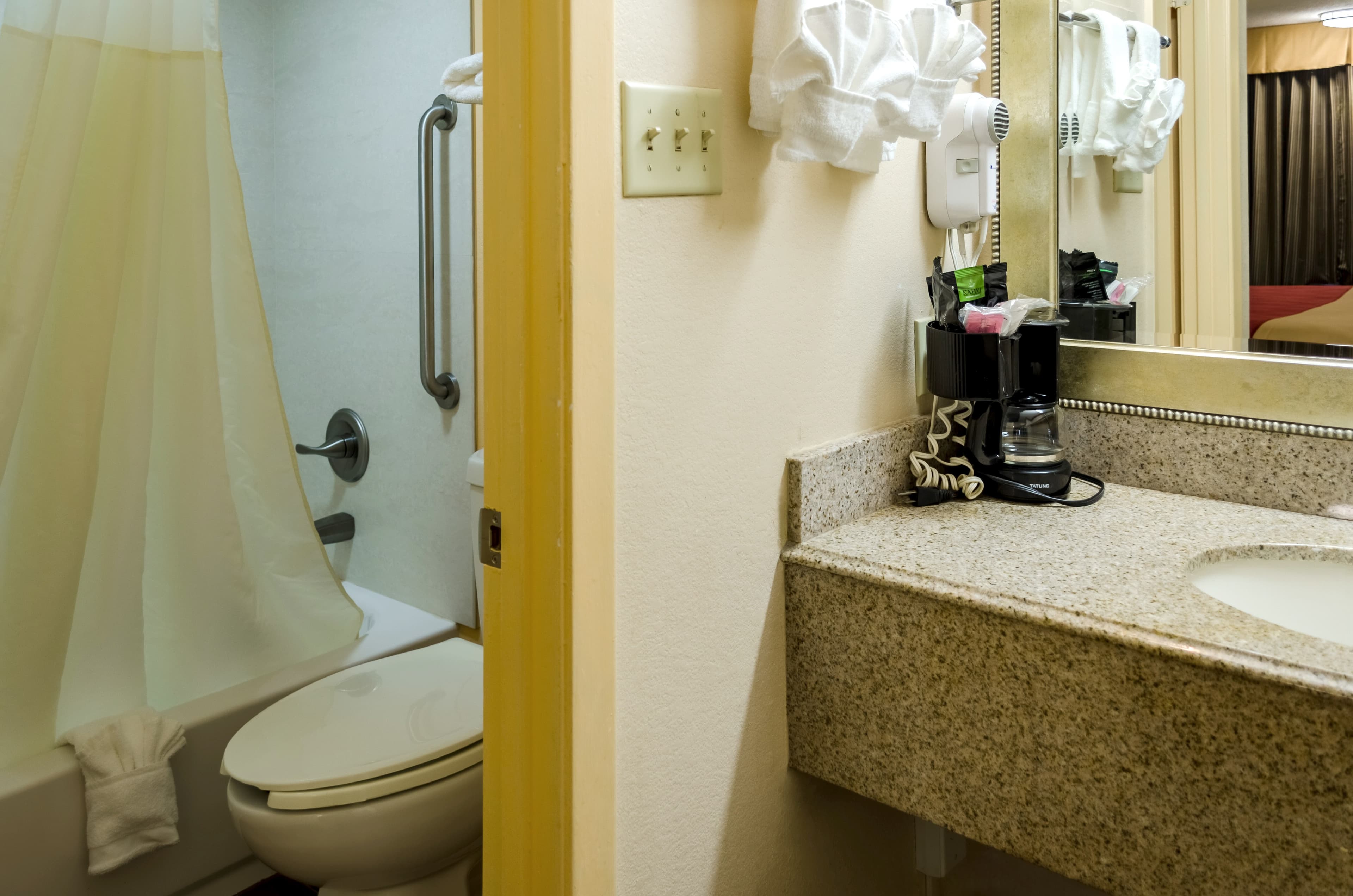 Rodeway Inn Vicksburg - Image 5