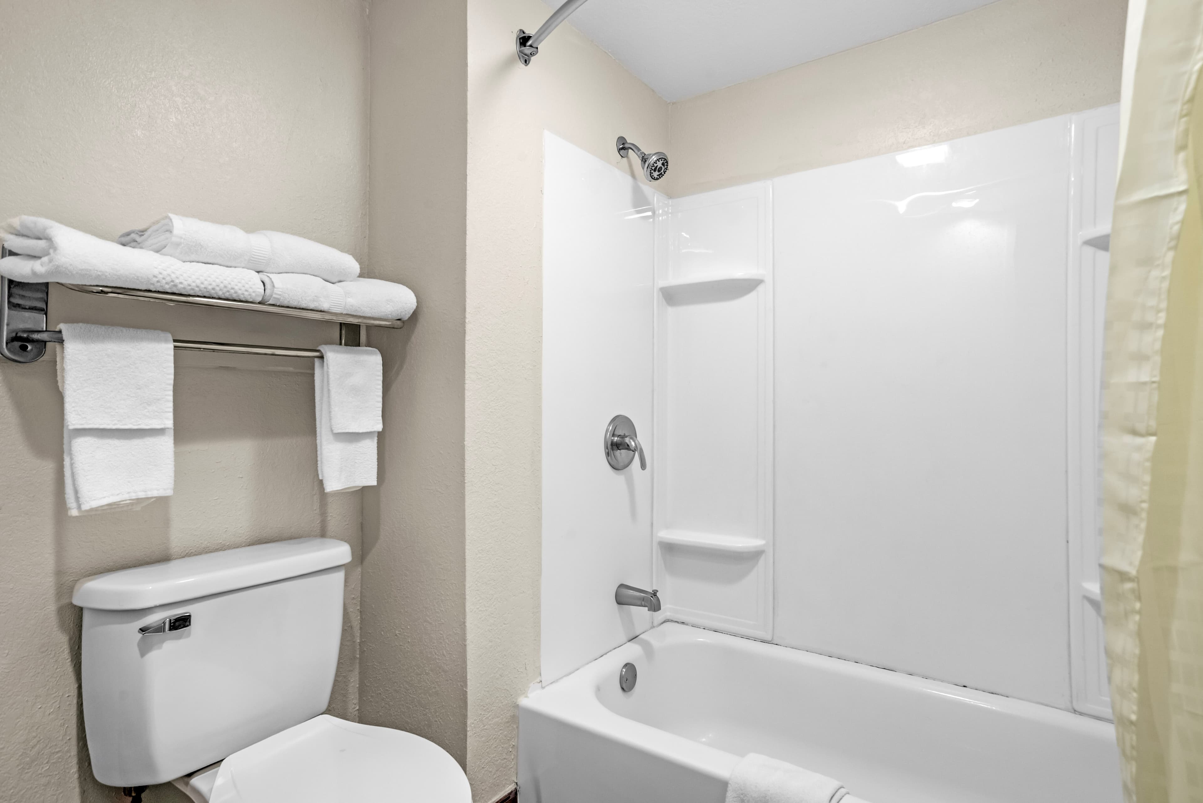 Quality Inn Louisville MS — 25