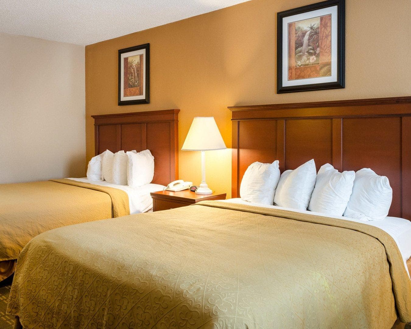 Quality Inn Louisville MS — 11