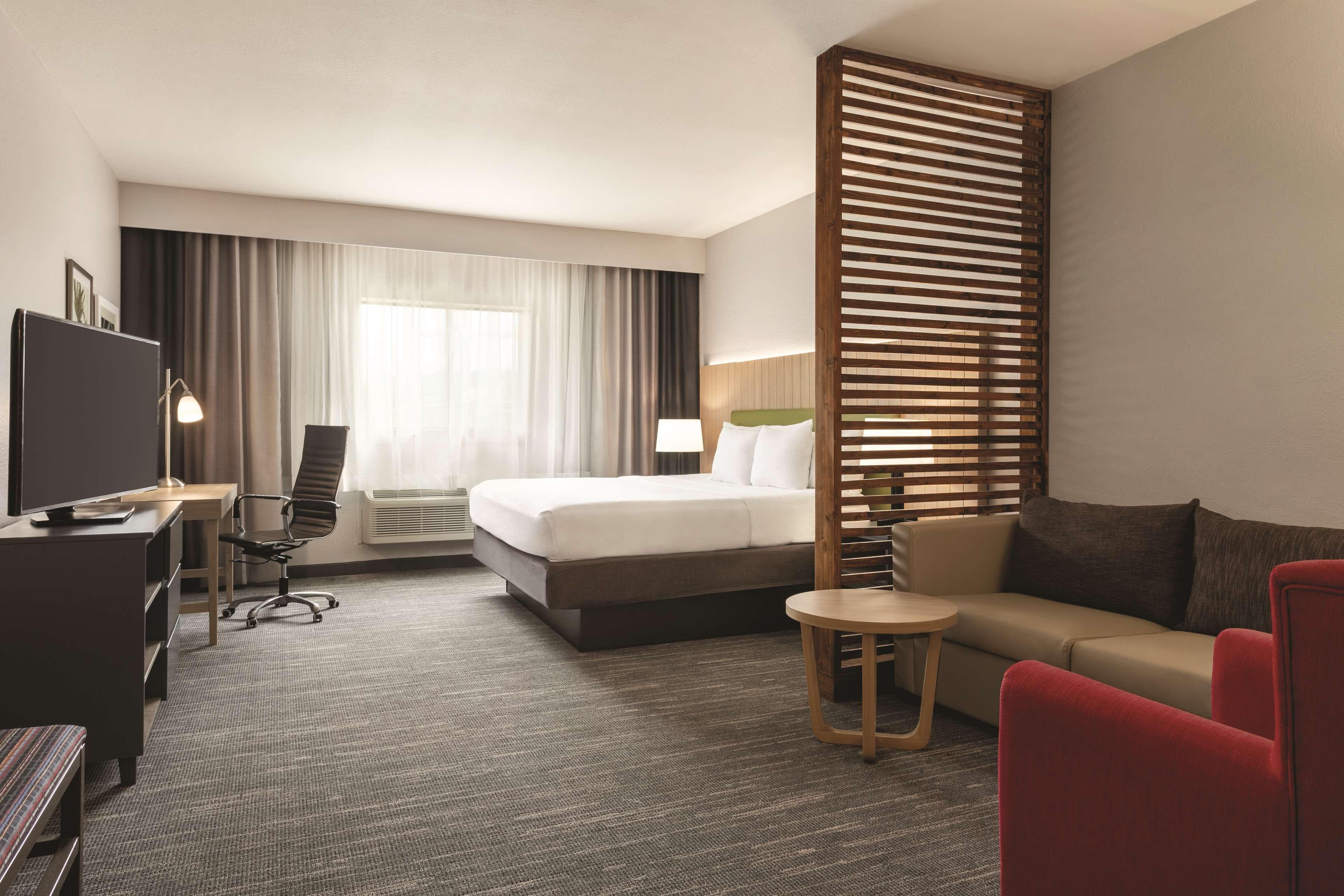 Country Inn & Suites by Radisson, Byram/Jackson South, MS — 10
