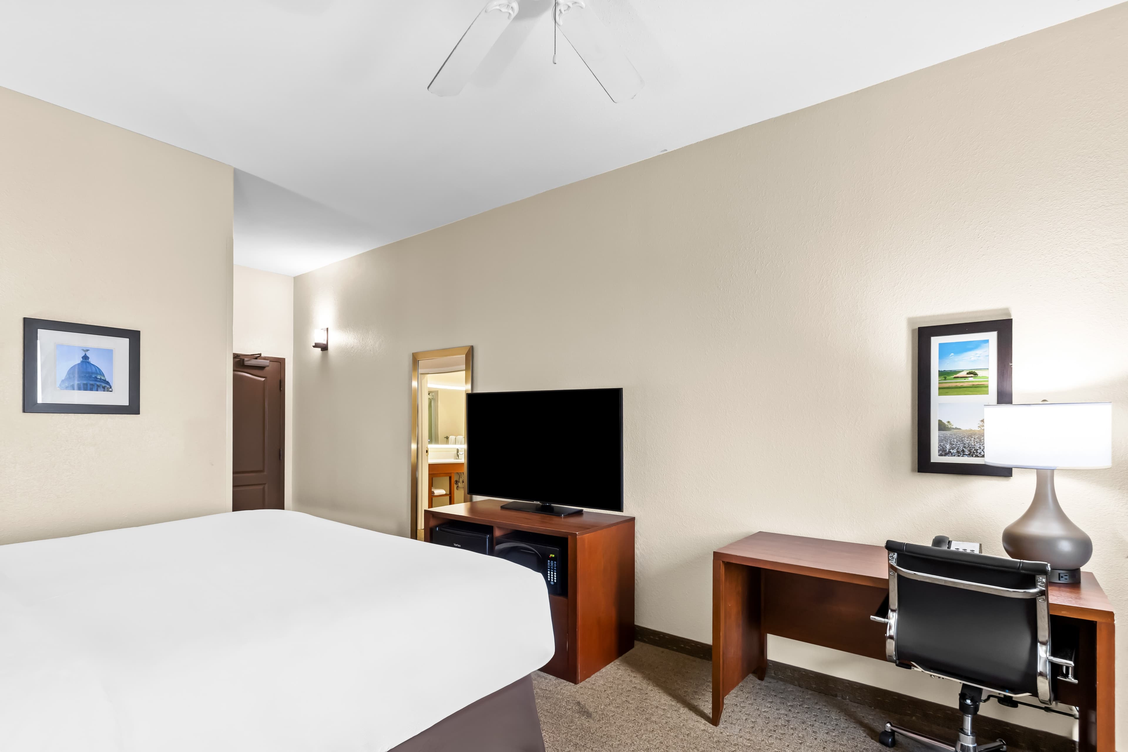 Comfort Inn & Suites Grenada — 16