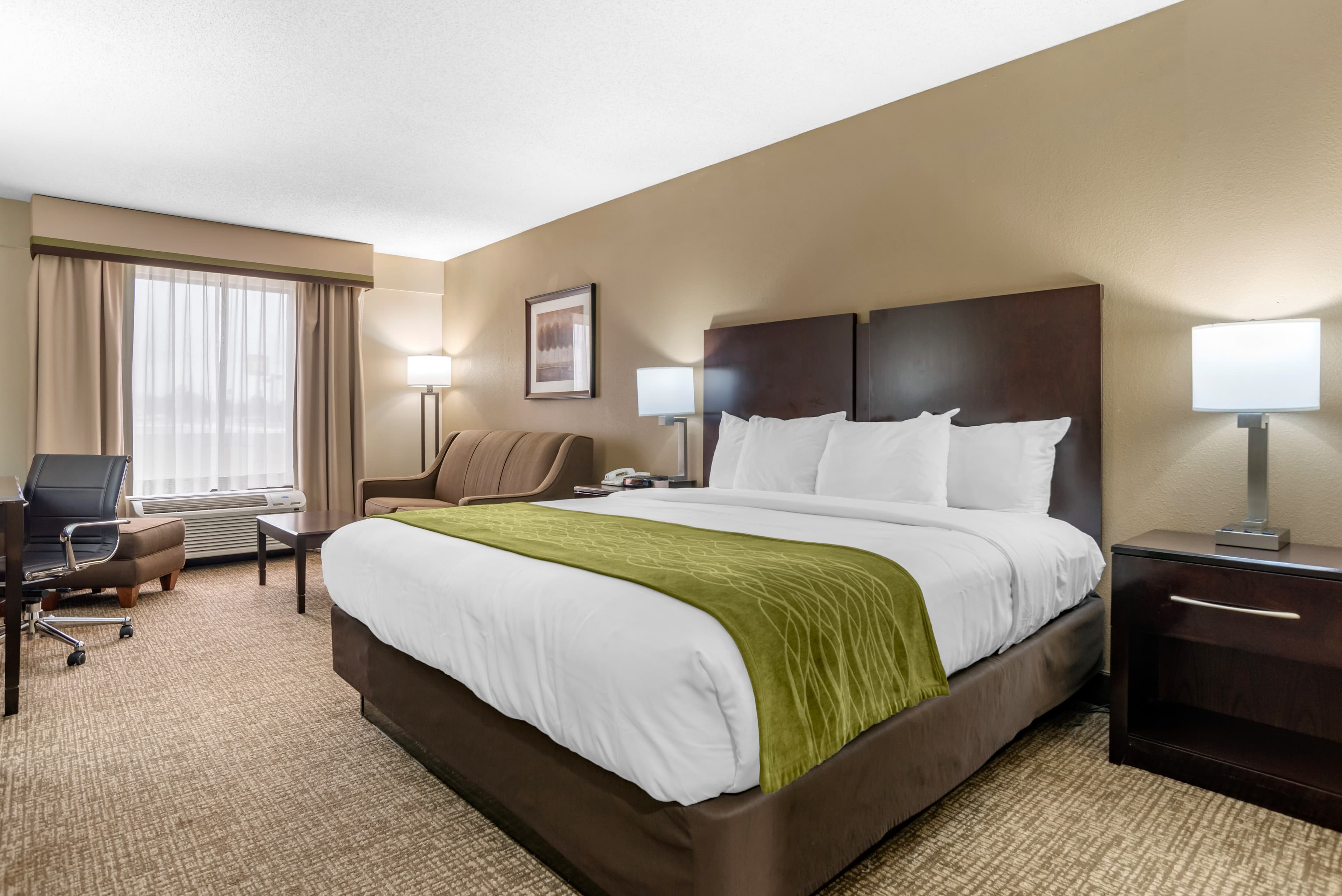Comfort Inn Pearl-Jackson — 8