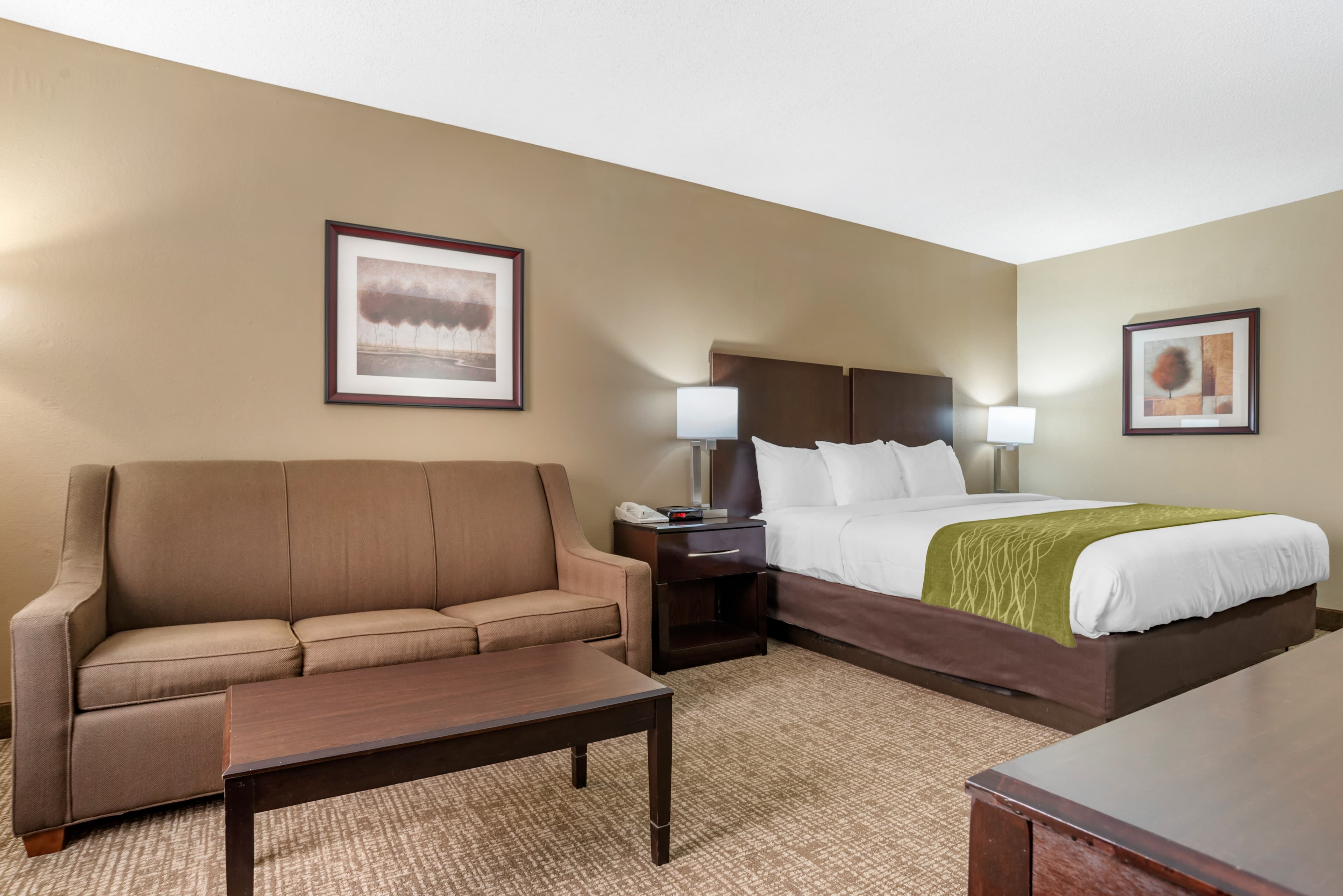 Comfort Inn Pearl-Jackson — 11