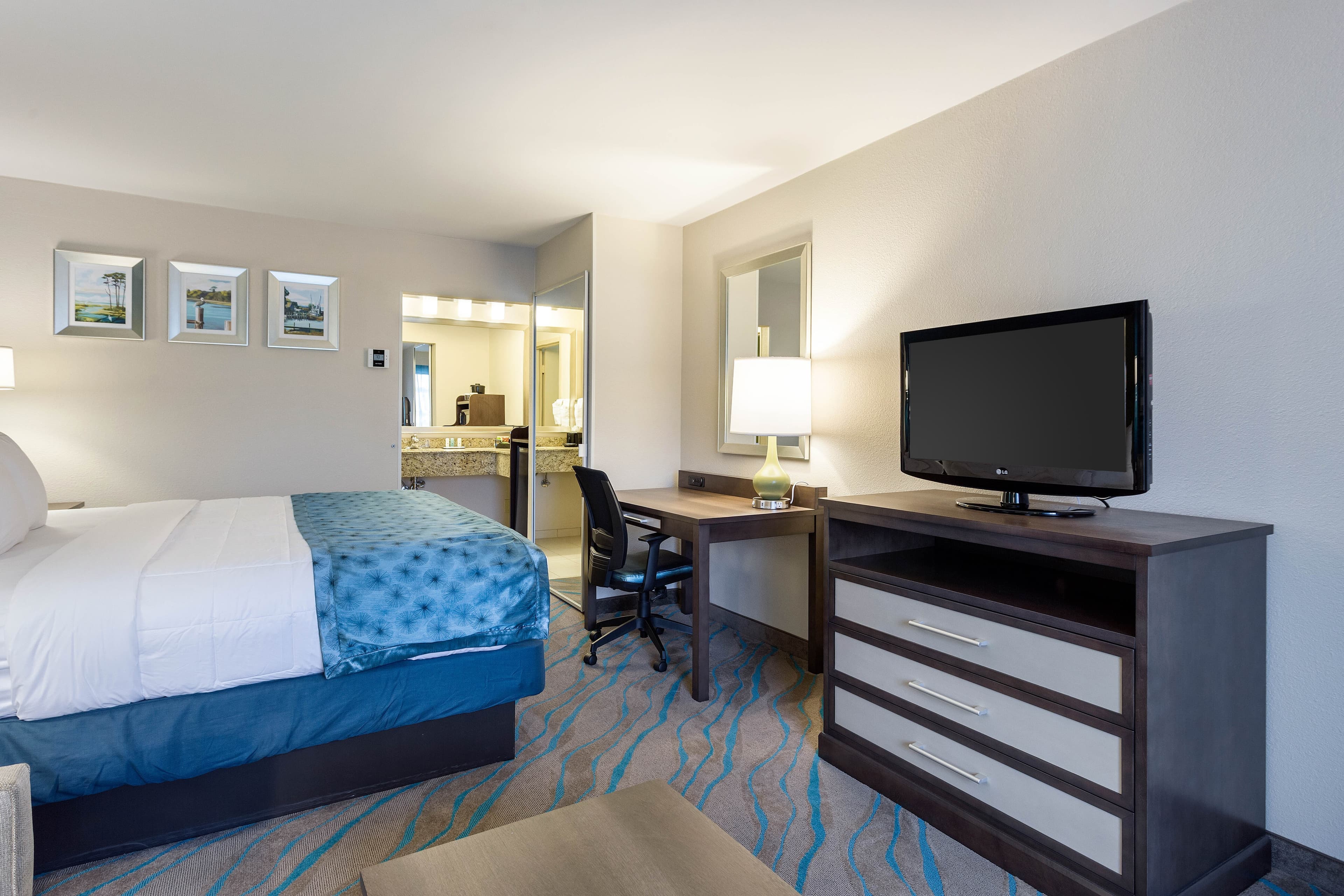Quality Inn Gulfport I-10 - Image 4