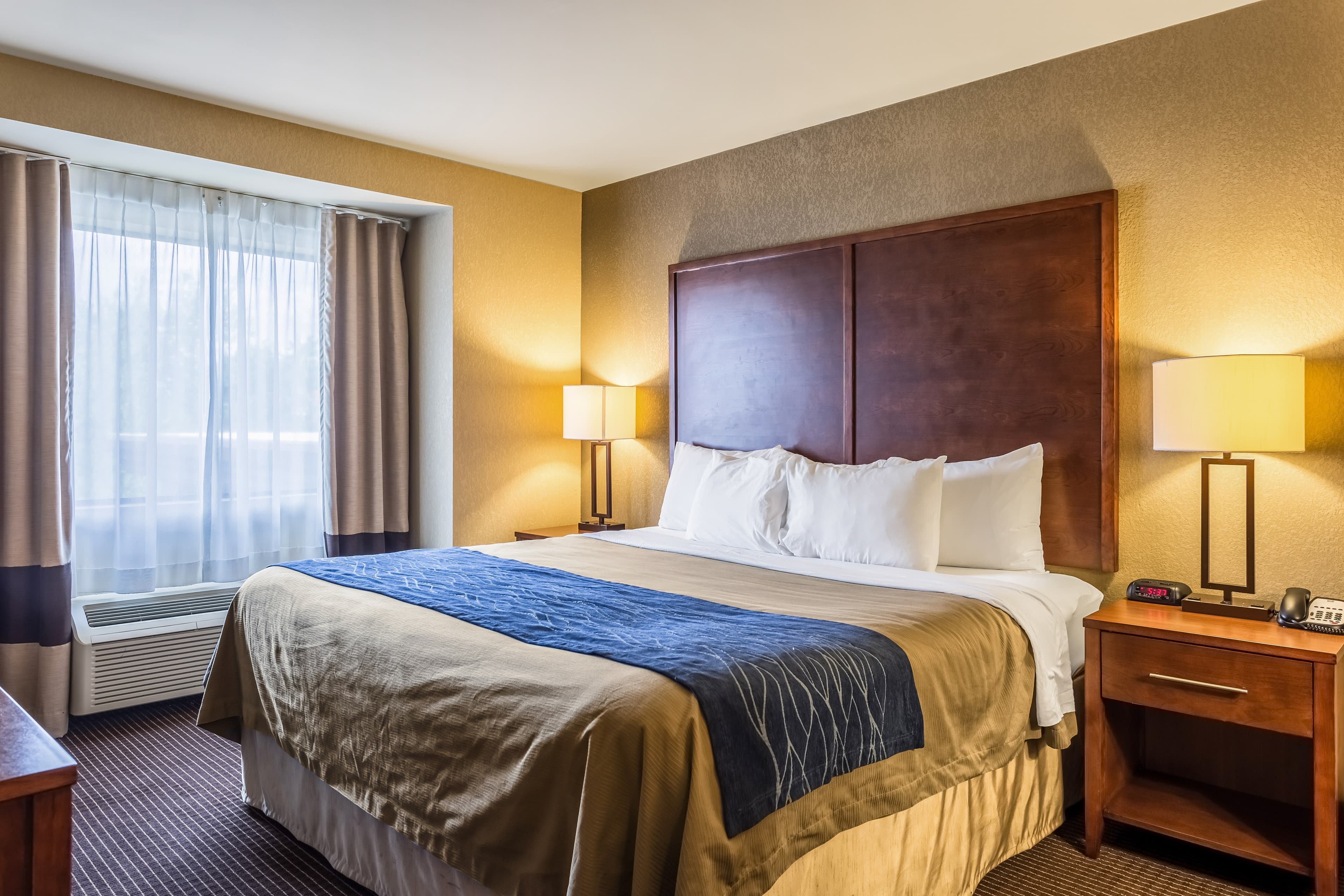 Comfort Inn Tupelo Central - Image 2