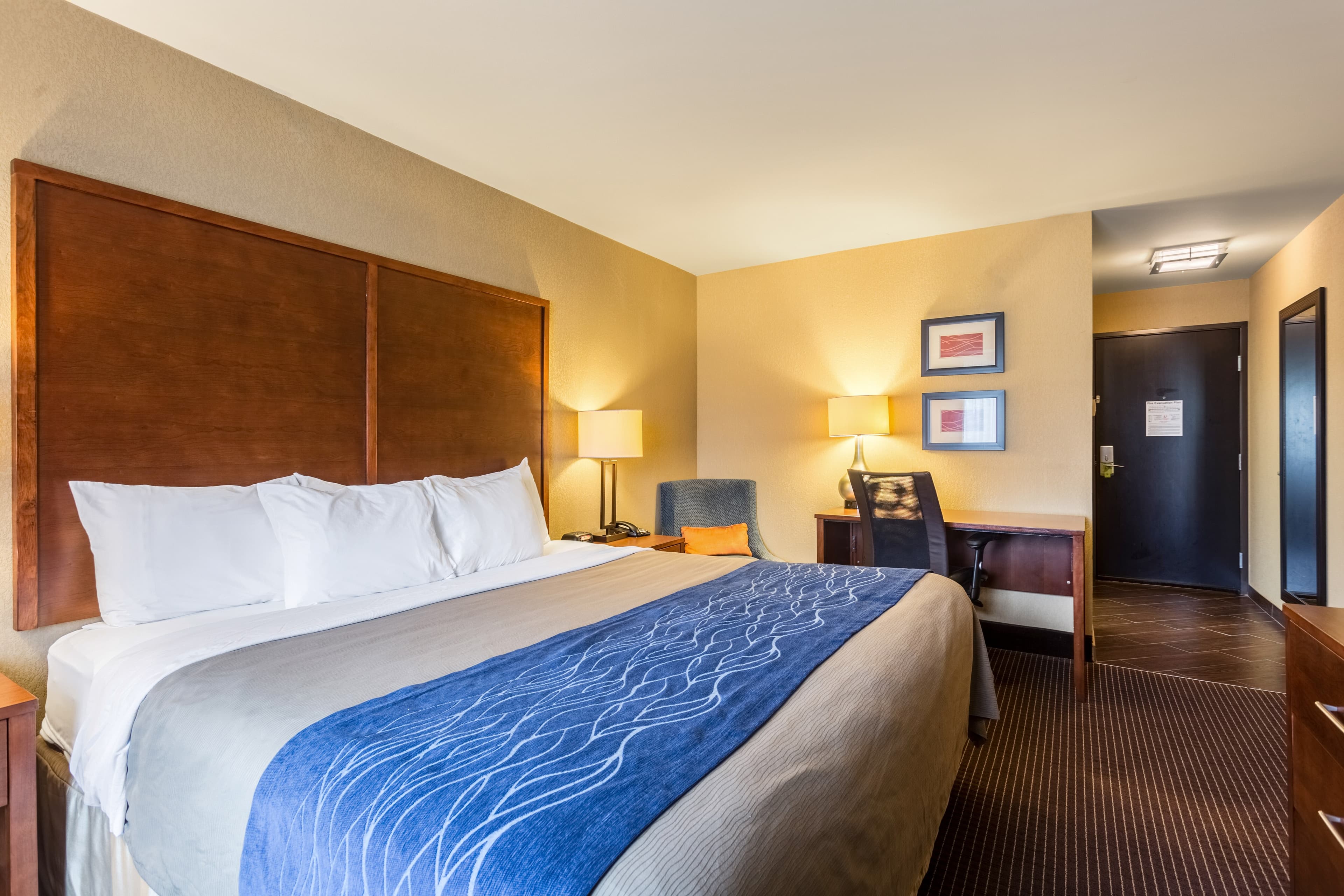 Comfort Inn Tupelo Central - Image 3