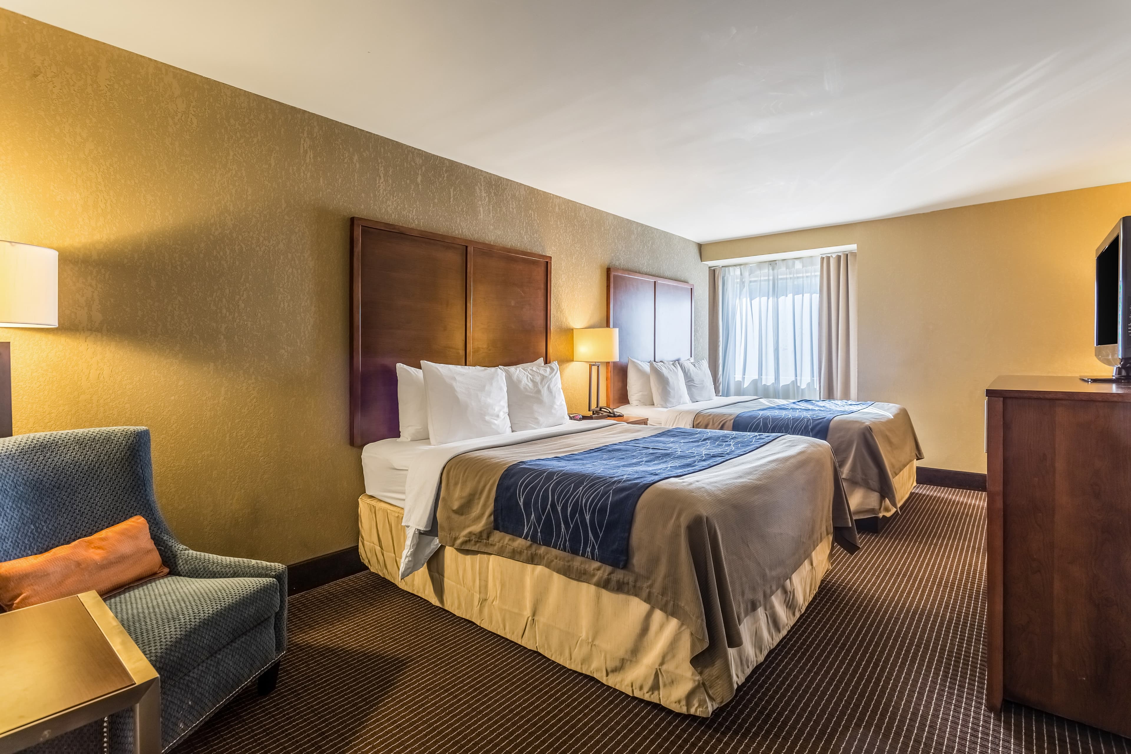 Comfort Inn Tupelo Central — 7
