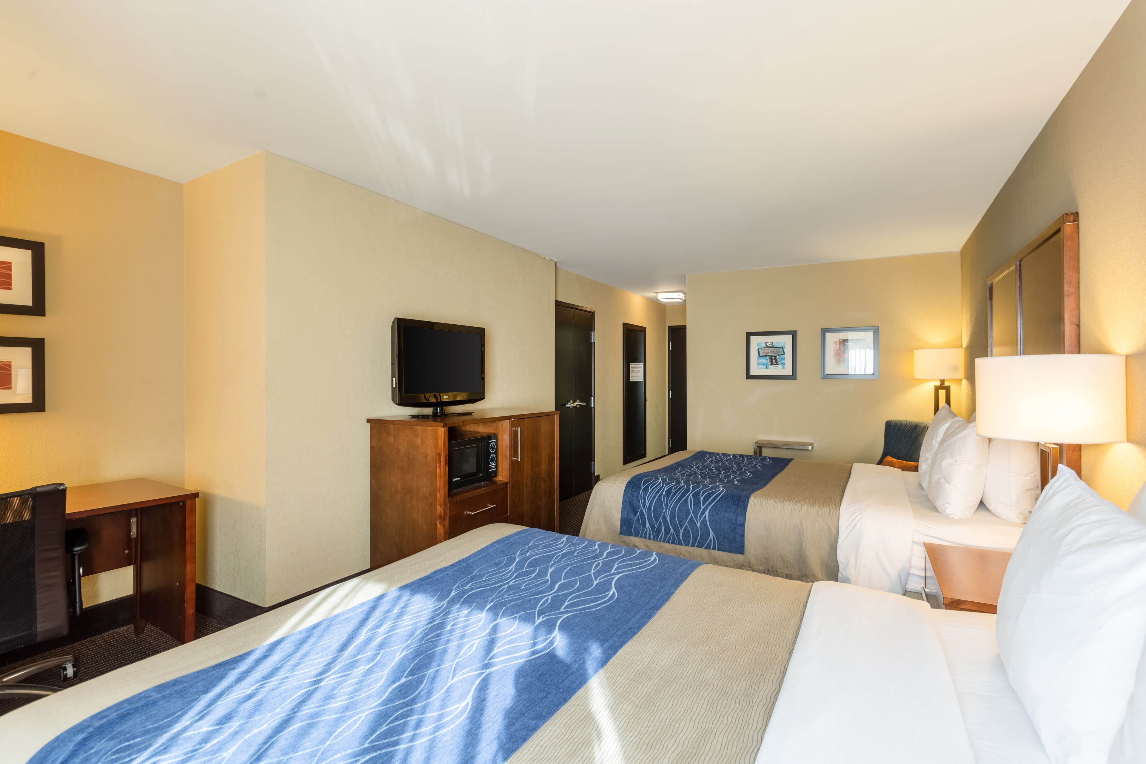 Comfort Inn Tupelo Central — 8